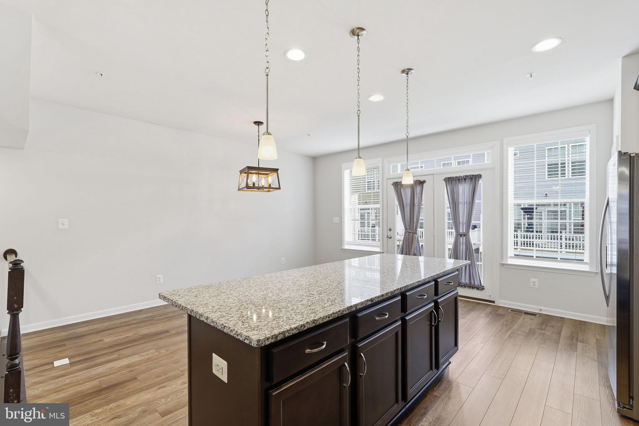SPRING BANK - Residential