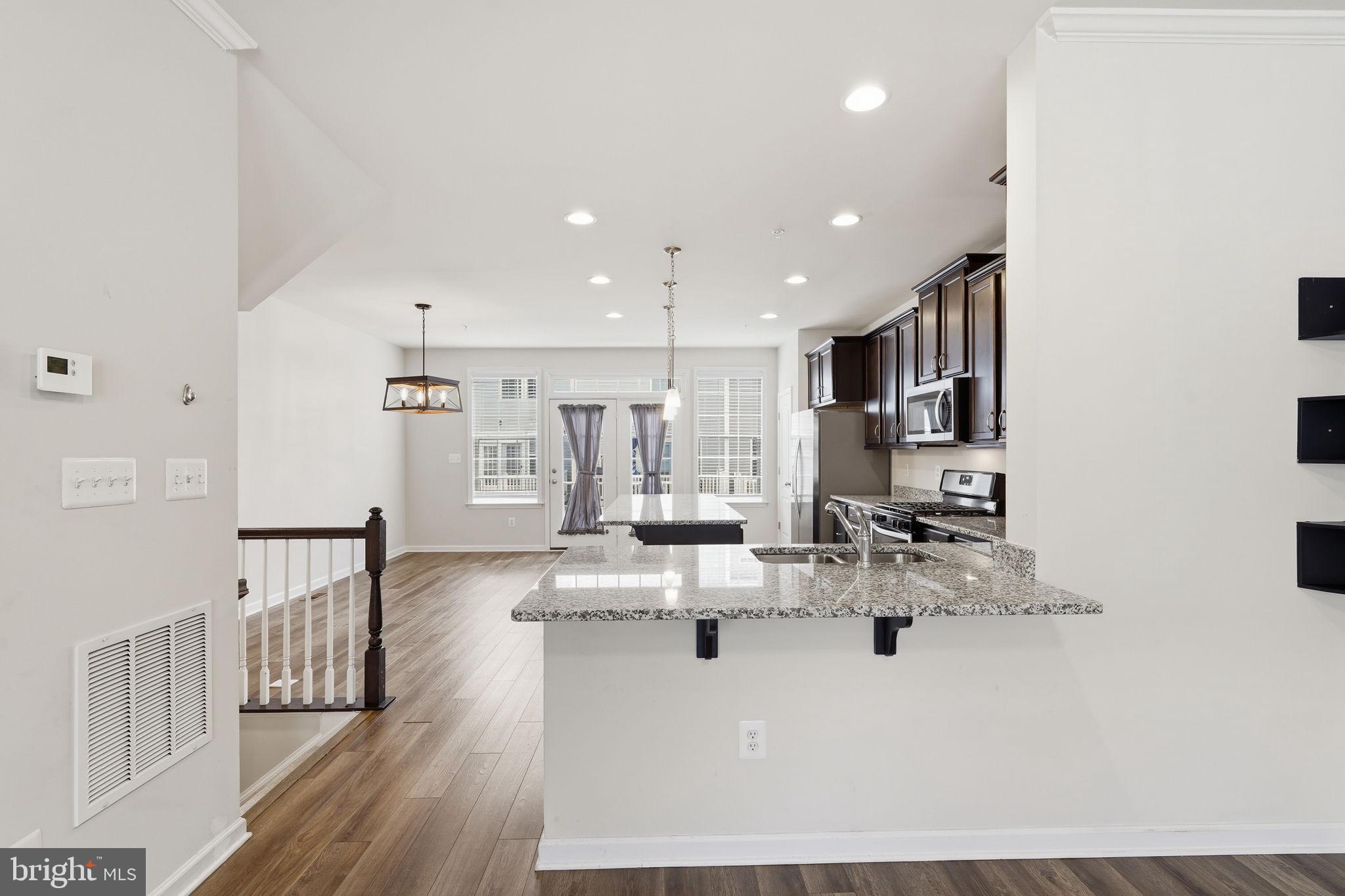 SPRING BANK - Residential