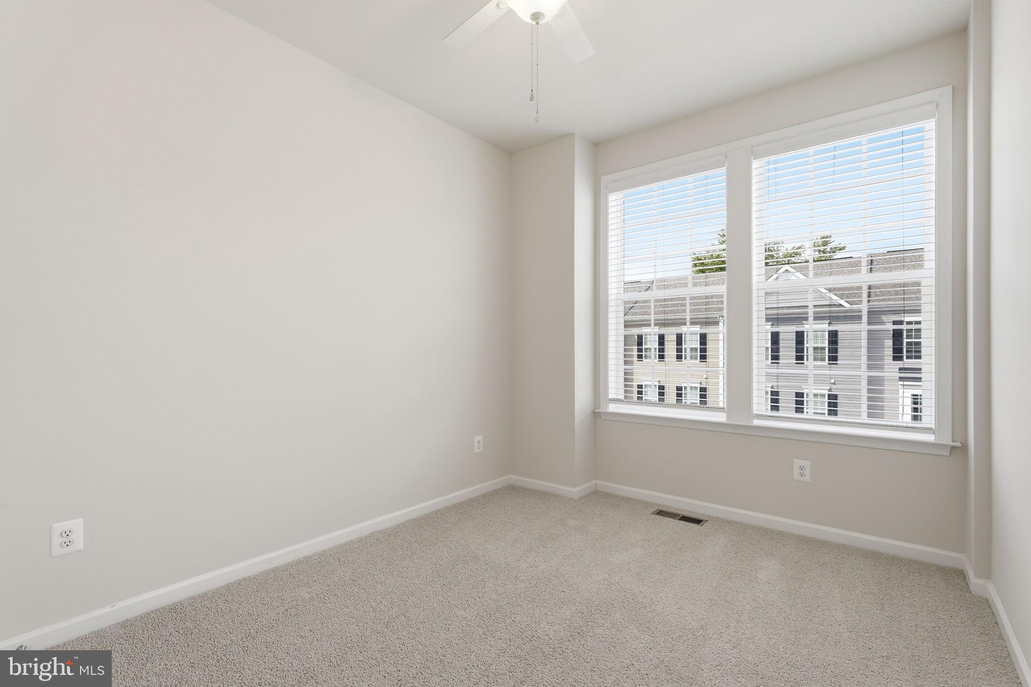 SPRING BANK - Residential