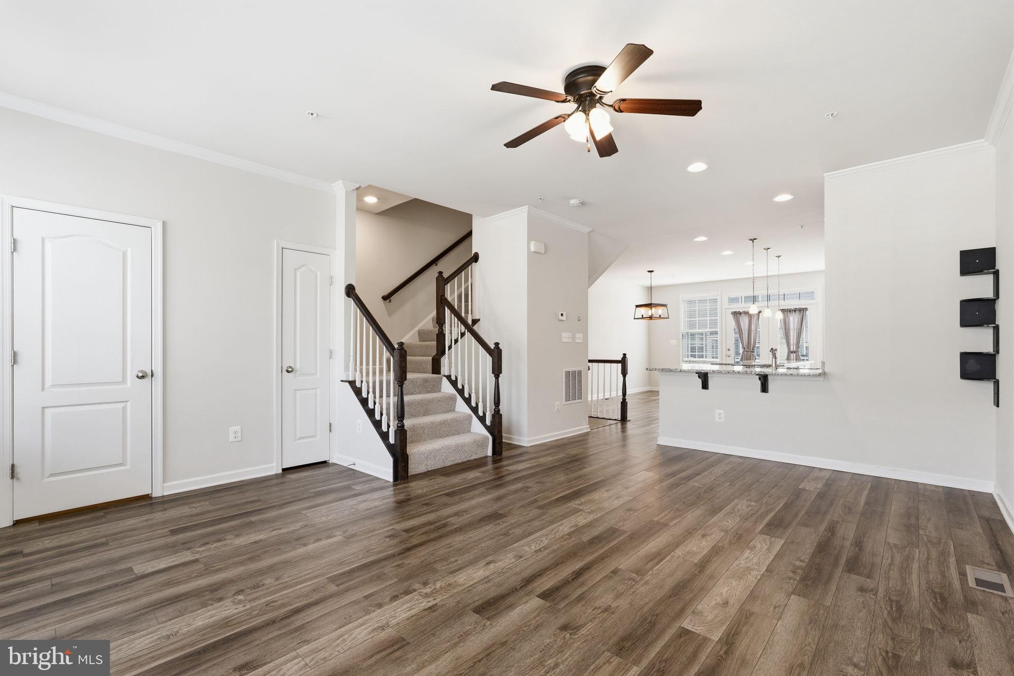 SPRING BANK - Residential