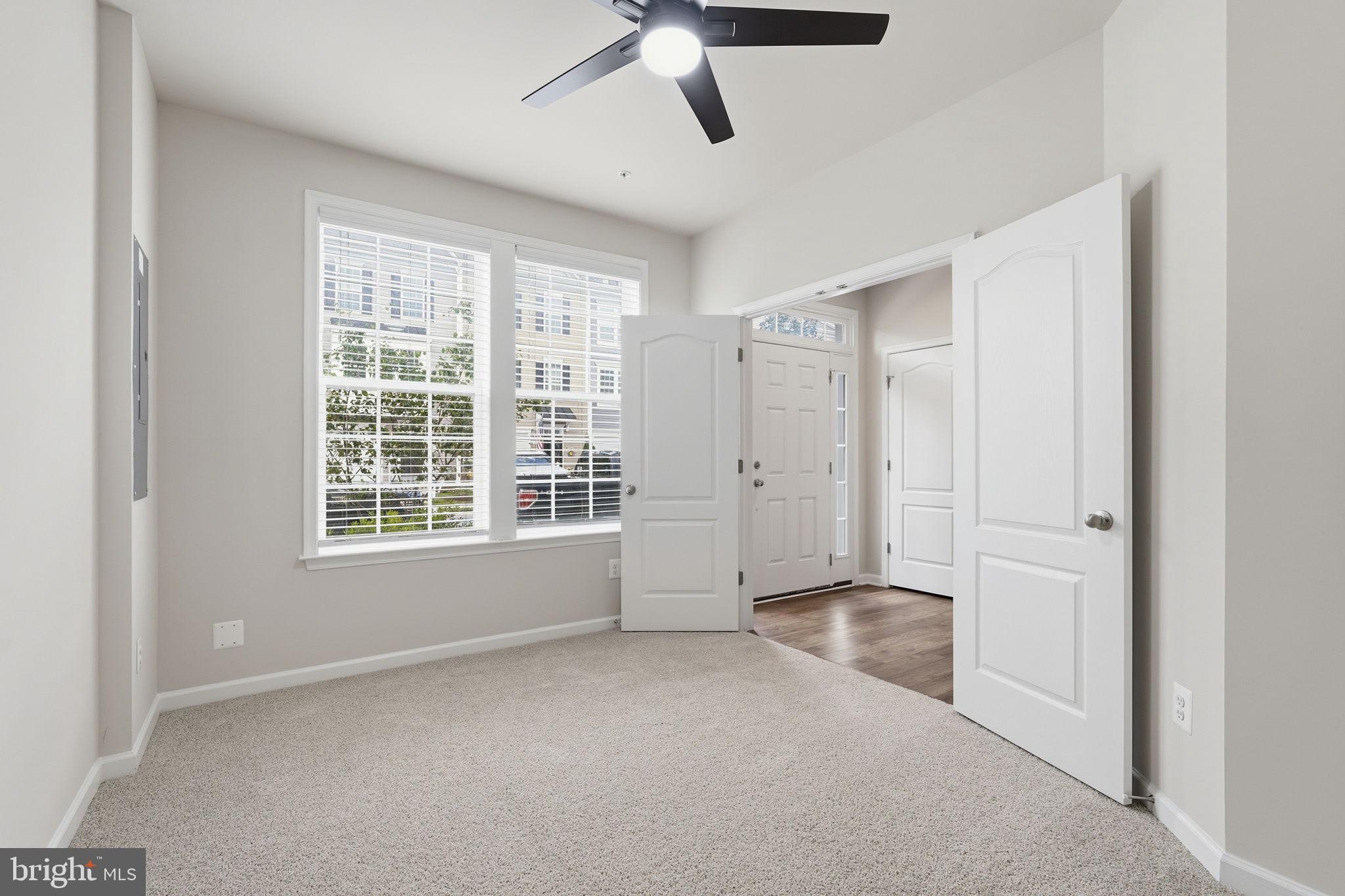 SPRING BANK - Residential
