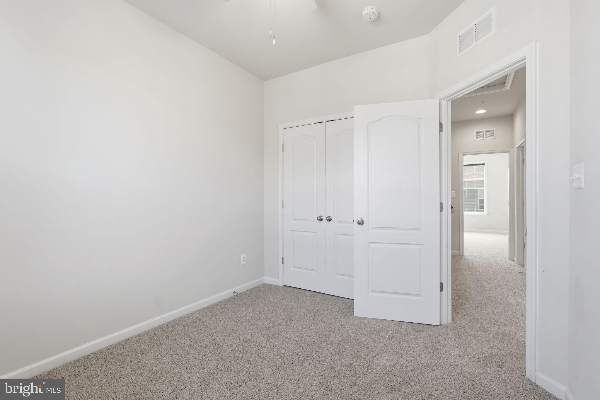 SPRING BANK - Residential