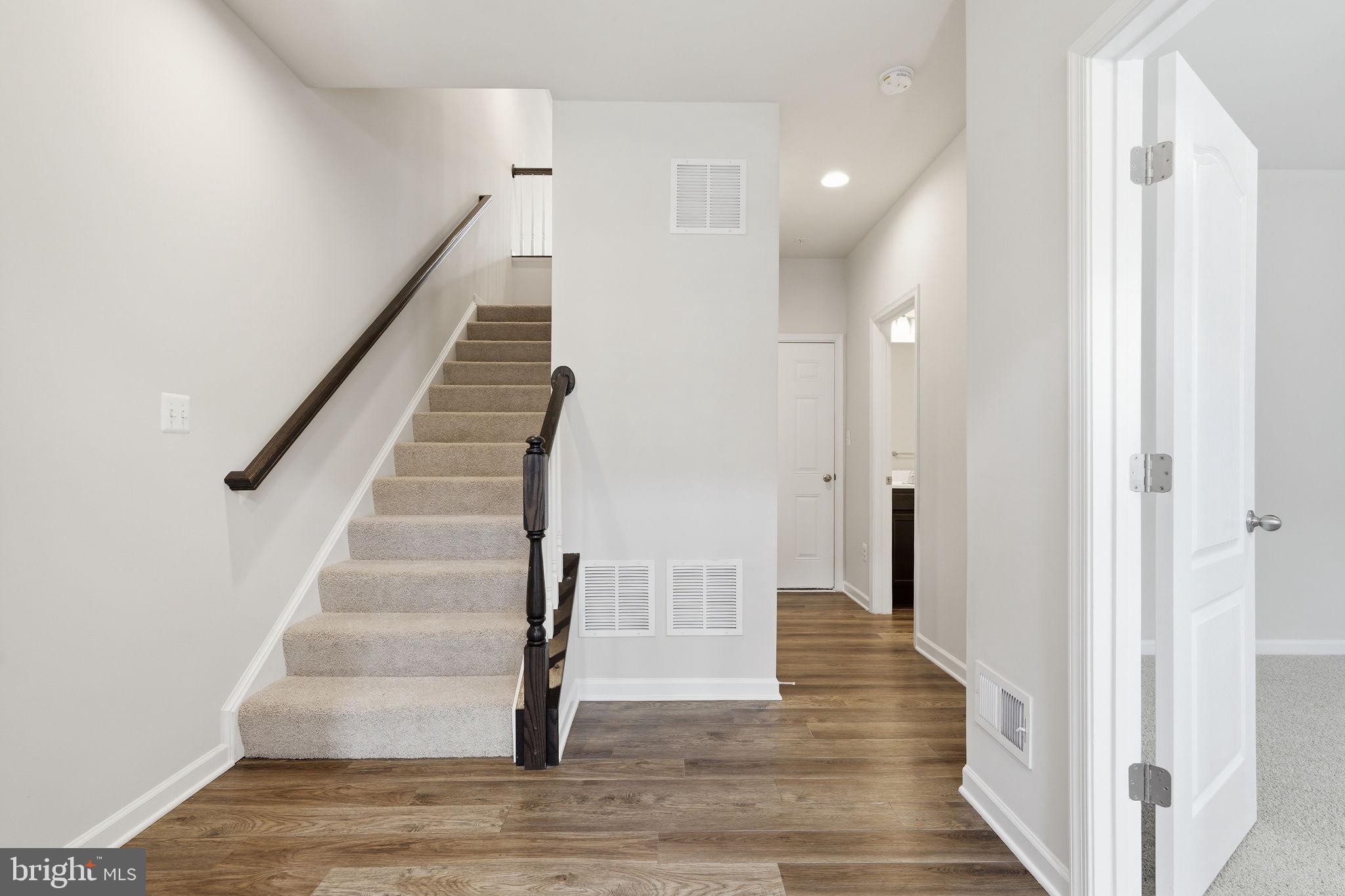 SPRING BANK - Residential