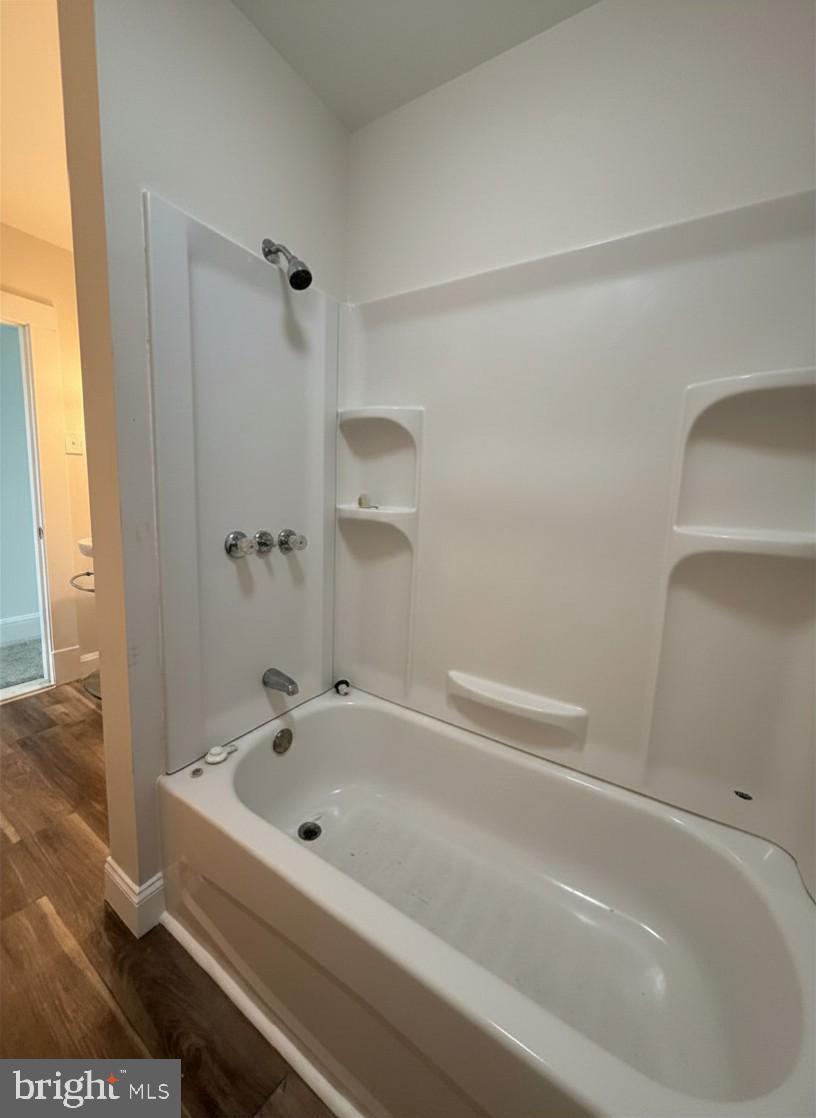 WESTPORT - Residential