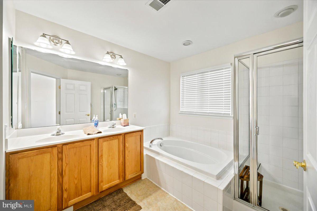 HUNTFIELD - Residential