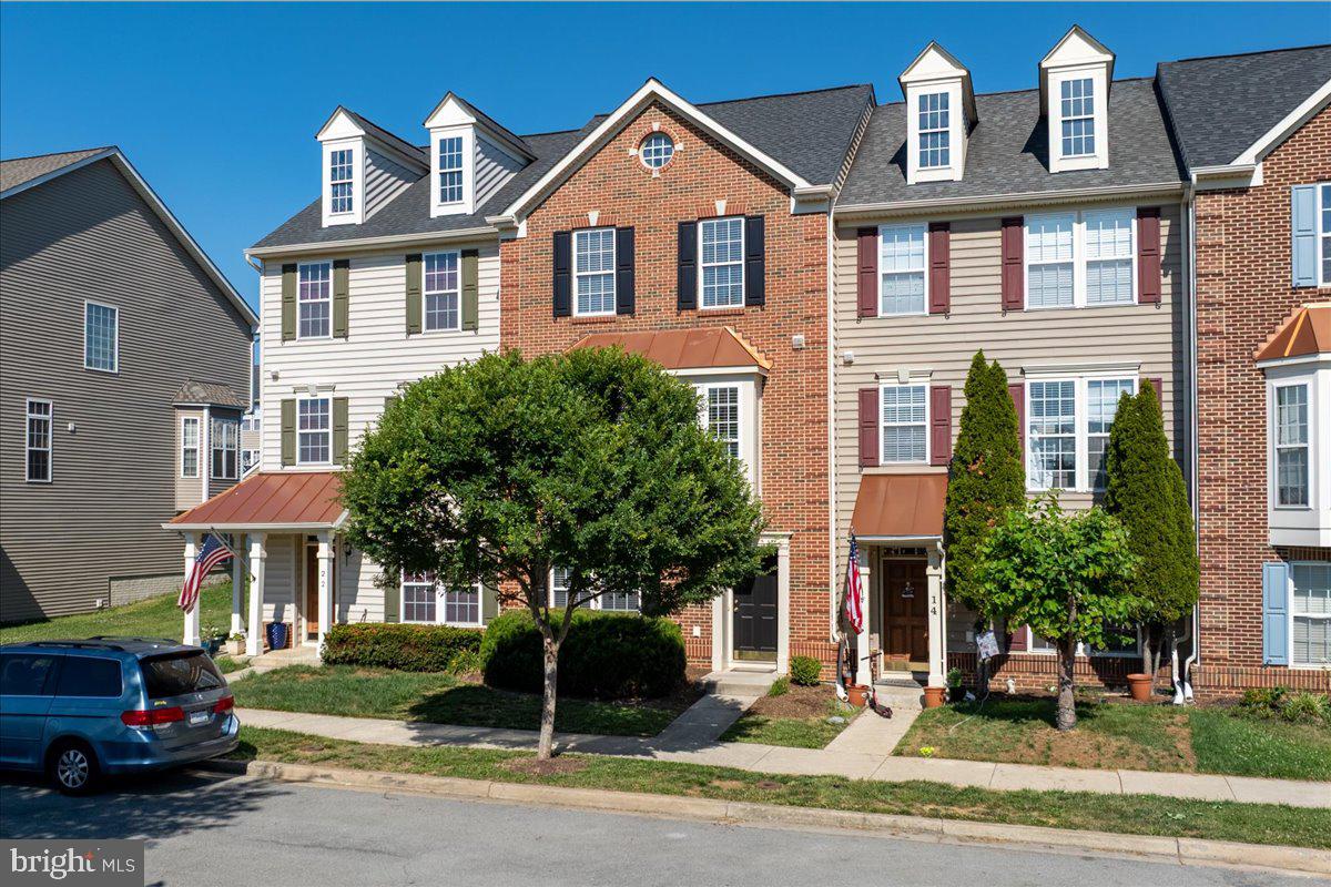 HUNTFIELD - Residential