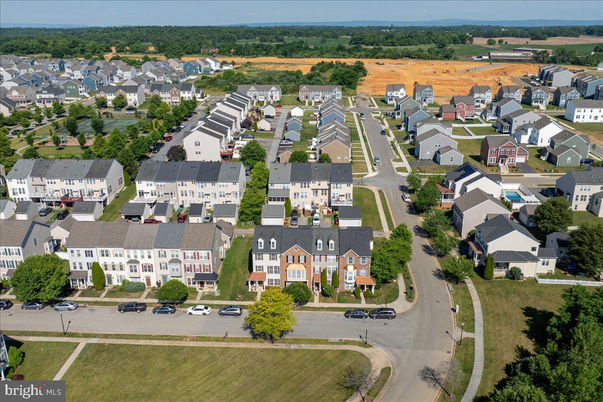 HUNTFIELD - Residential