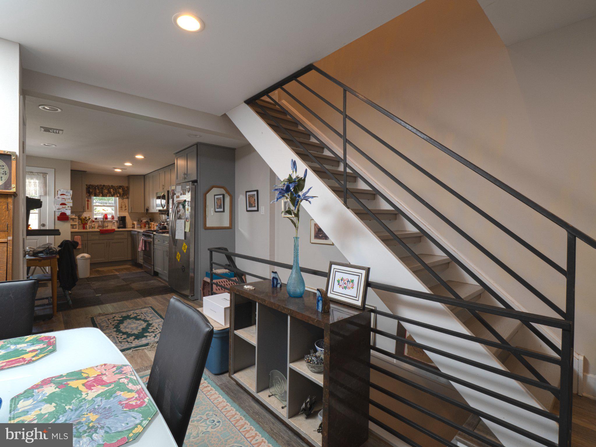 POINT BREEZE - Residential
