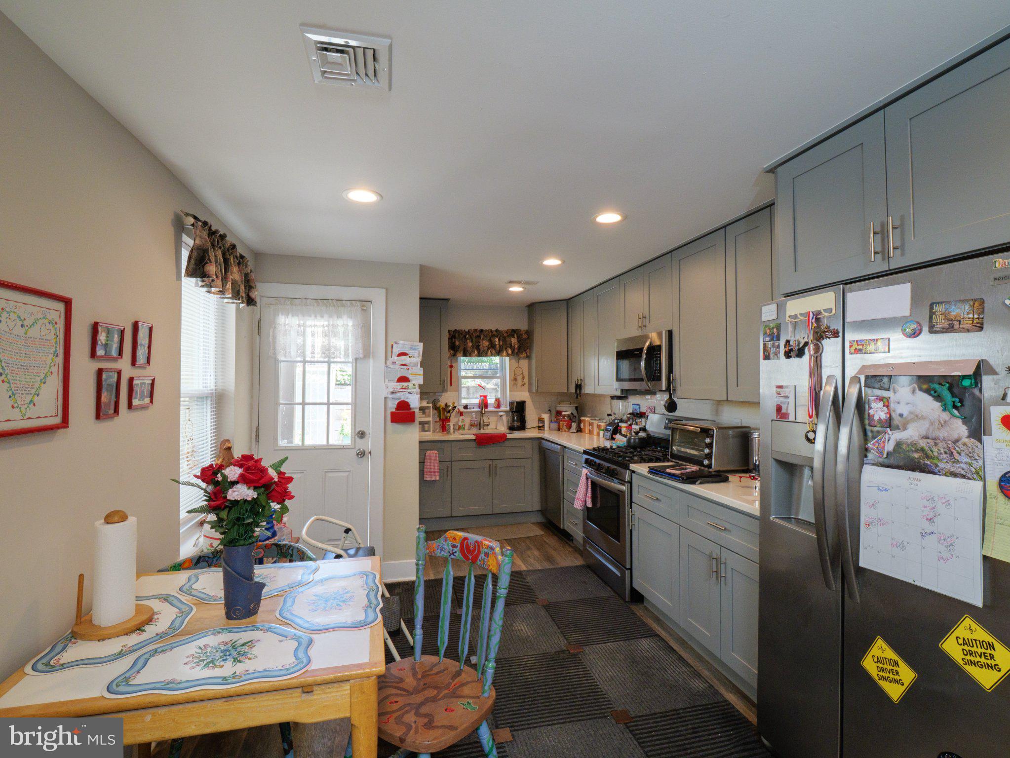 POINT BREEZE - Residential