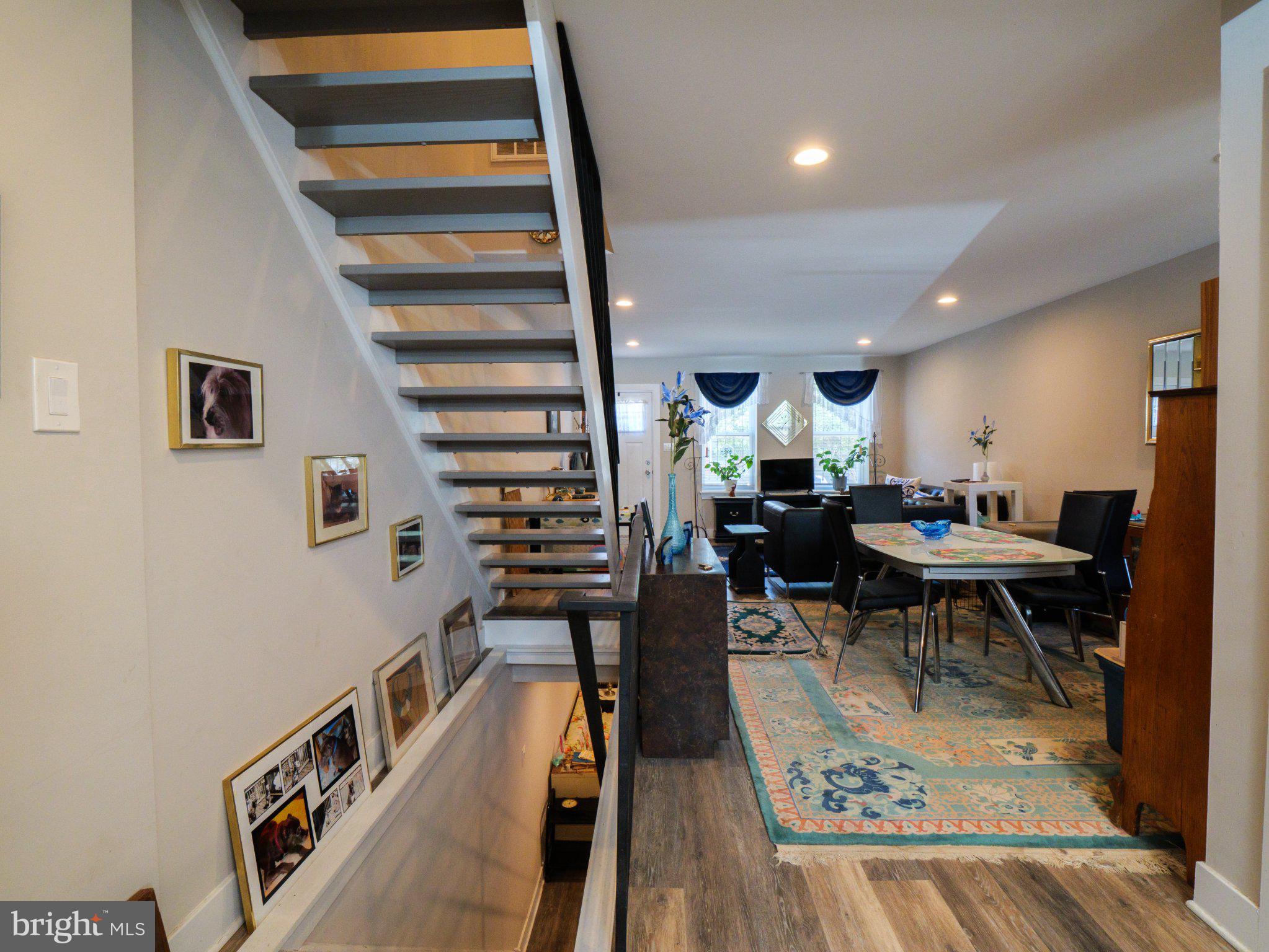 POINT BREEZE - Residential