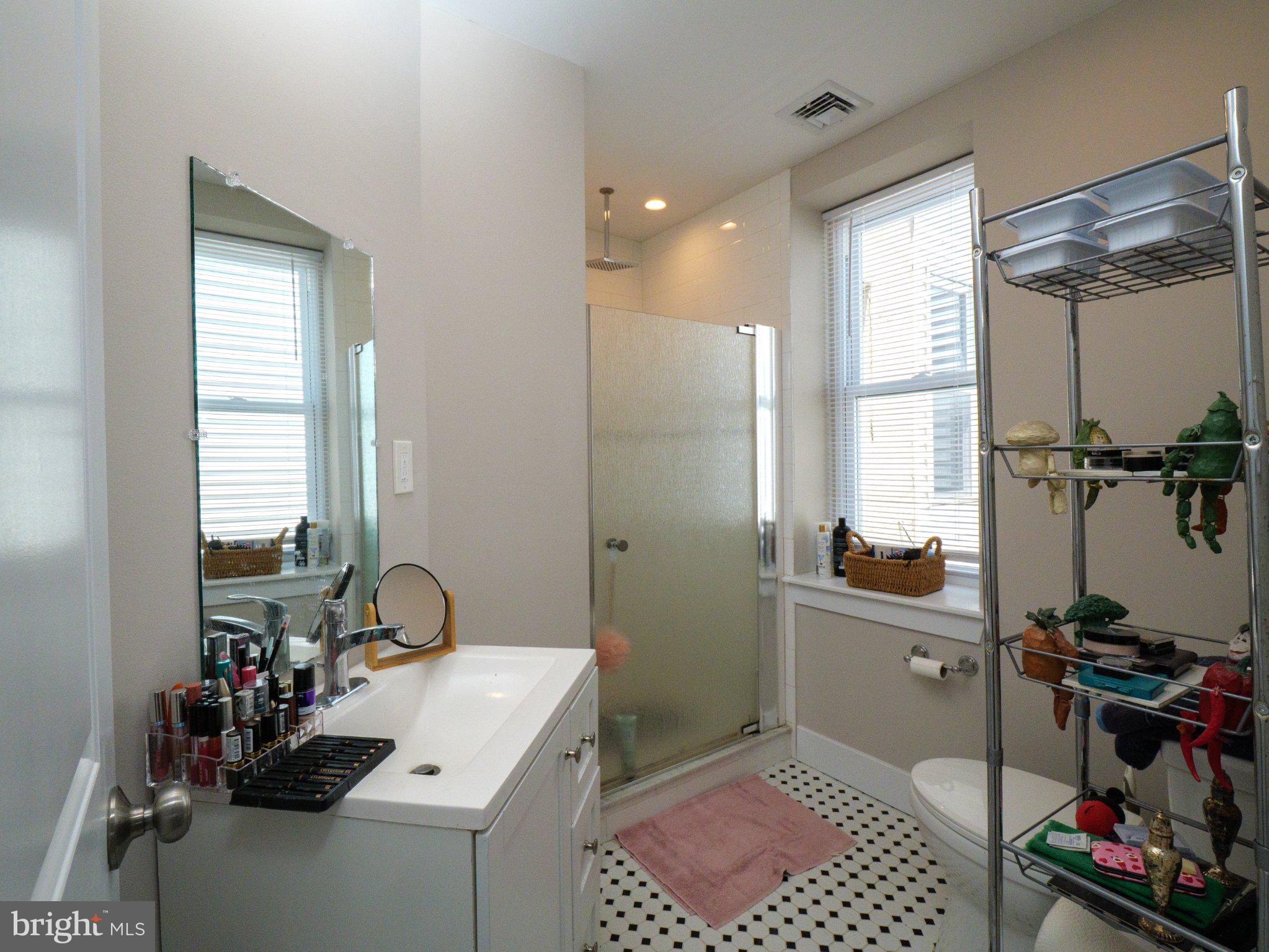 POINT BREEZE - Residential