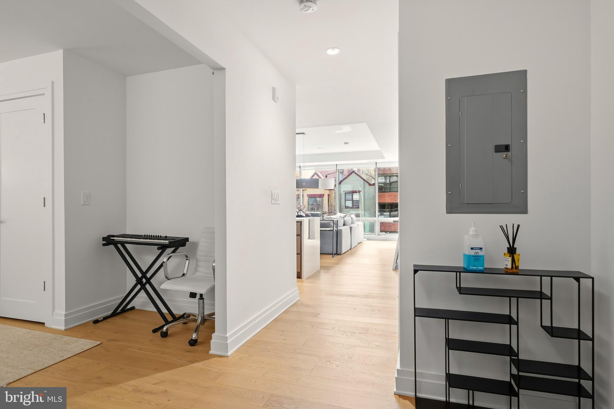 WEST END - Residential