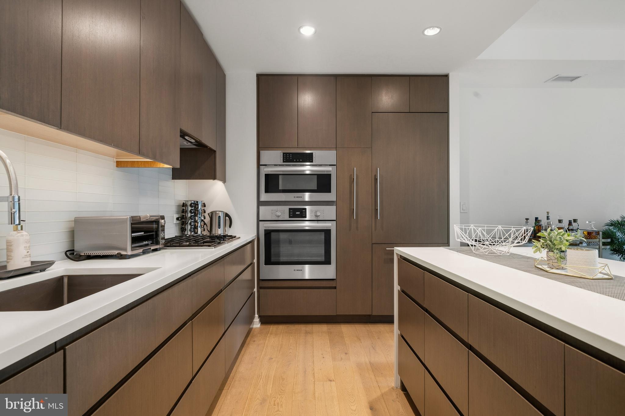 WEST END - Residential