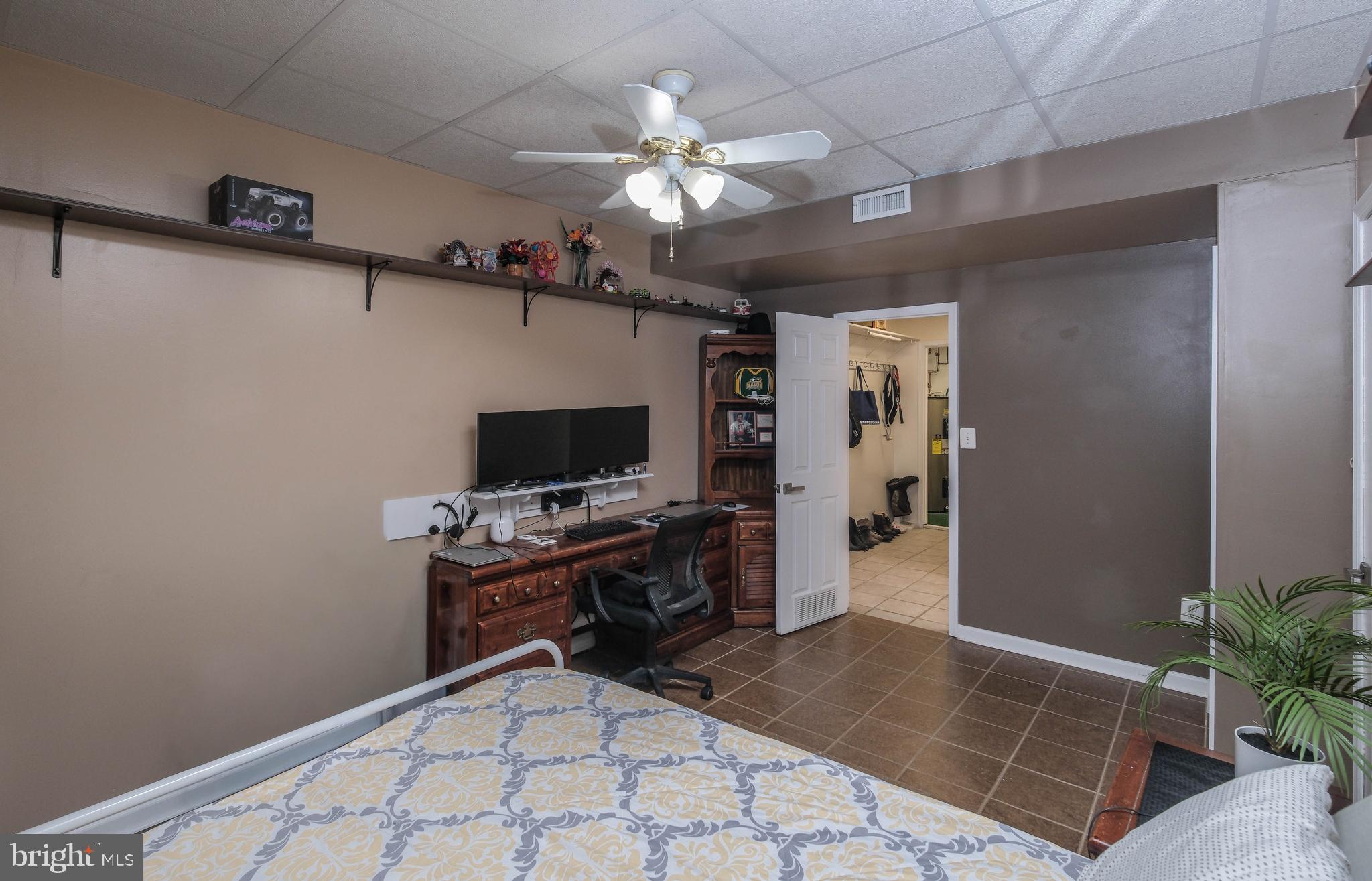HIGH KNOB - Residential