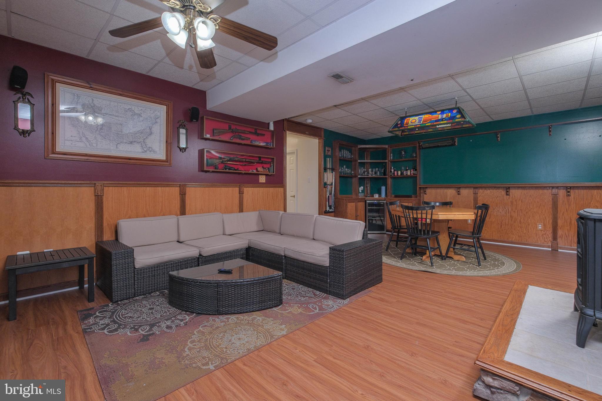 HIGH KNOB - Residential