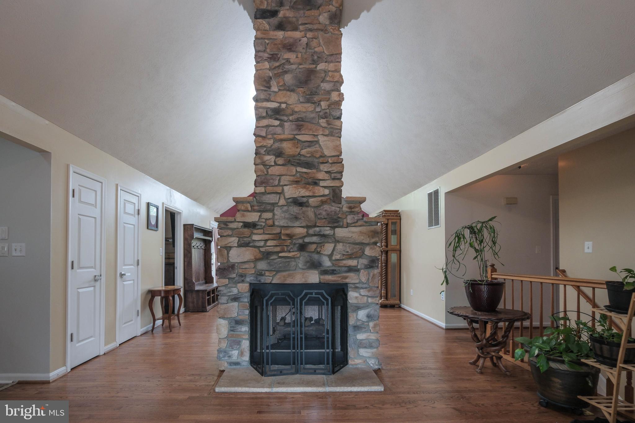 HIGH KNOB - Residential