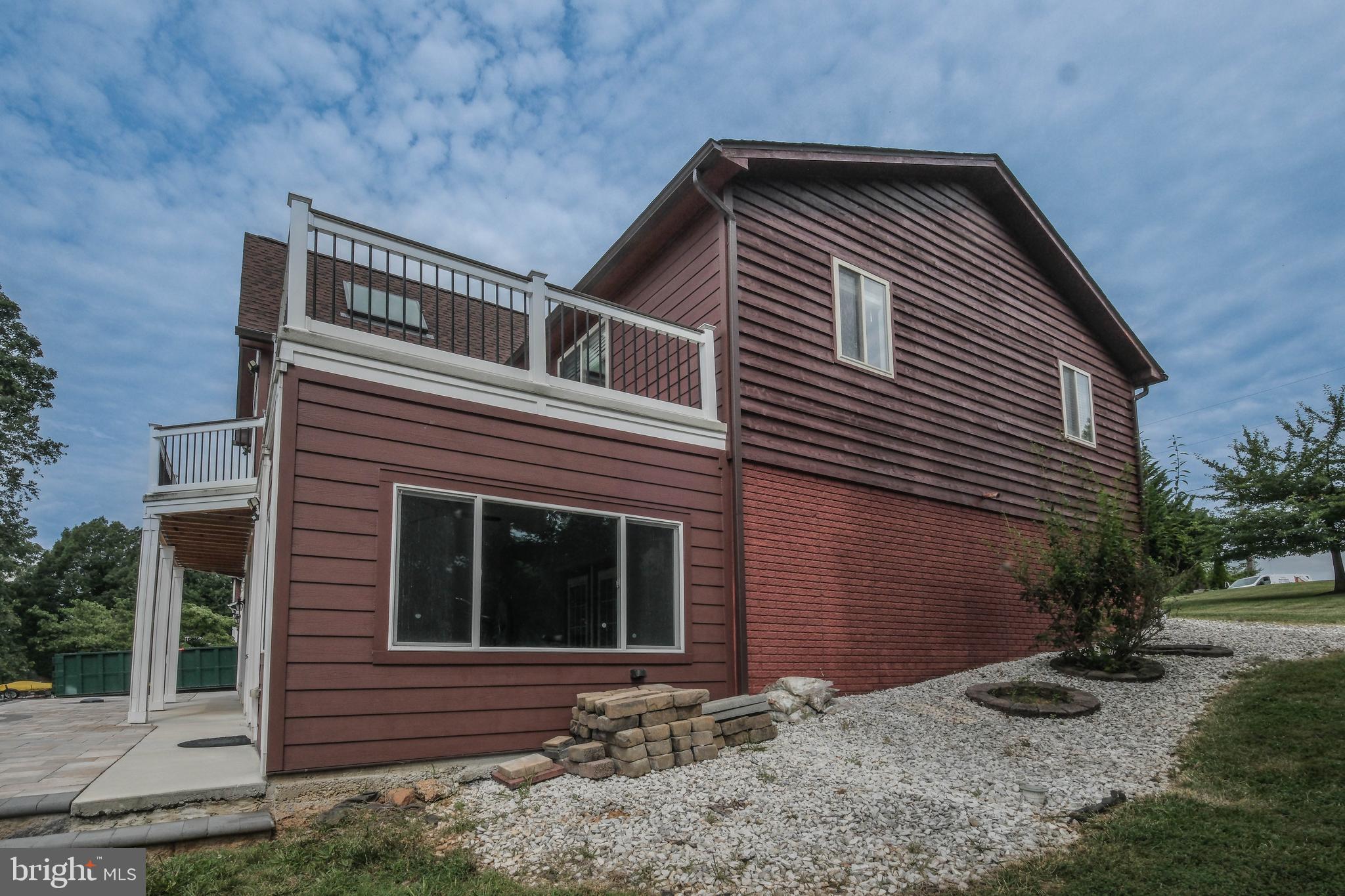HIGH KNOB - Residential