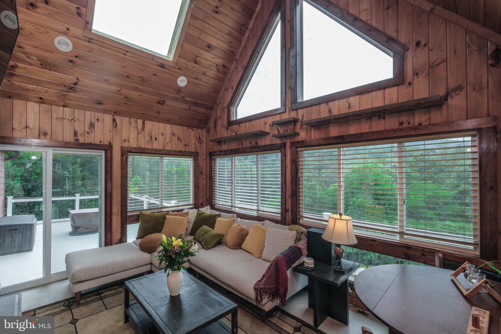 HIGH KNOB - Residential