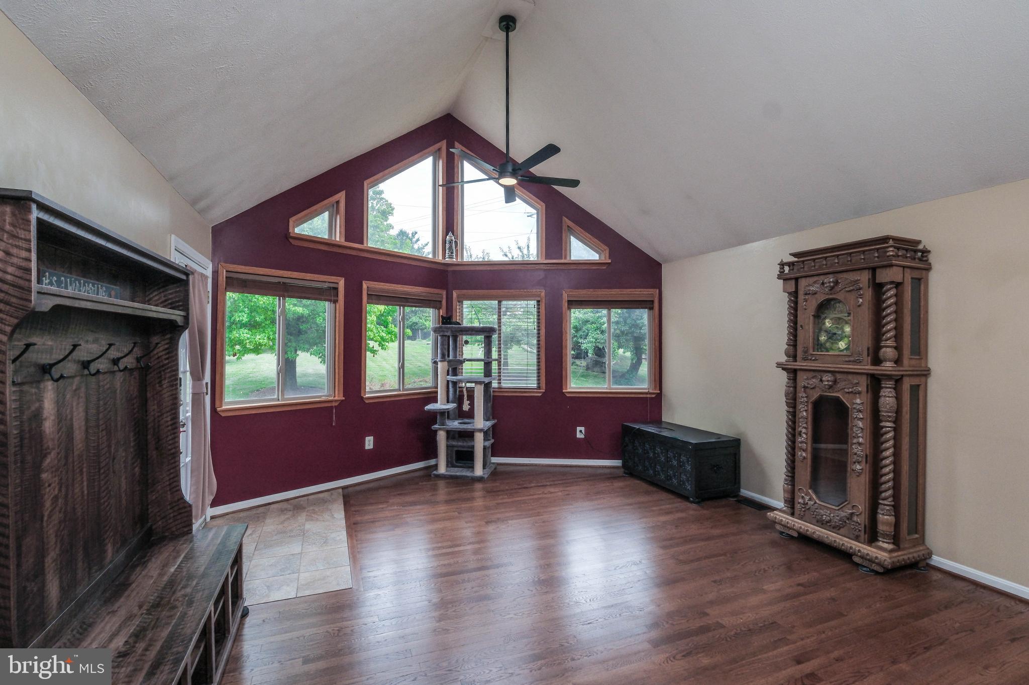 HIGH KNOB - Residential