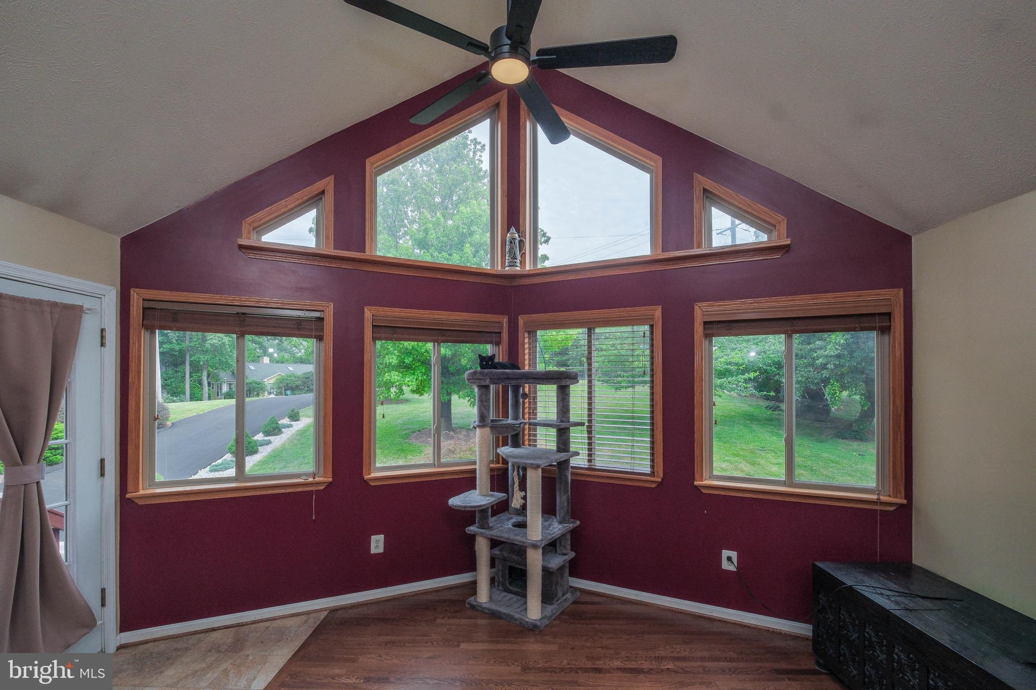 HIGH KNOB - Residential