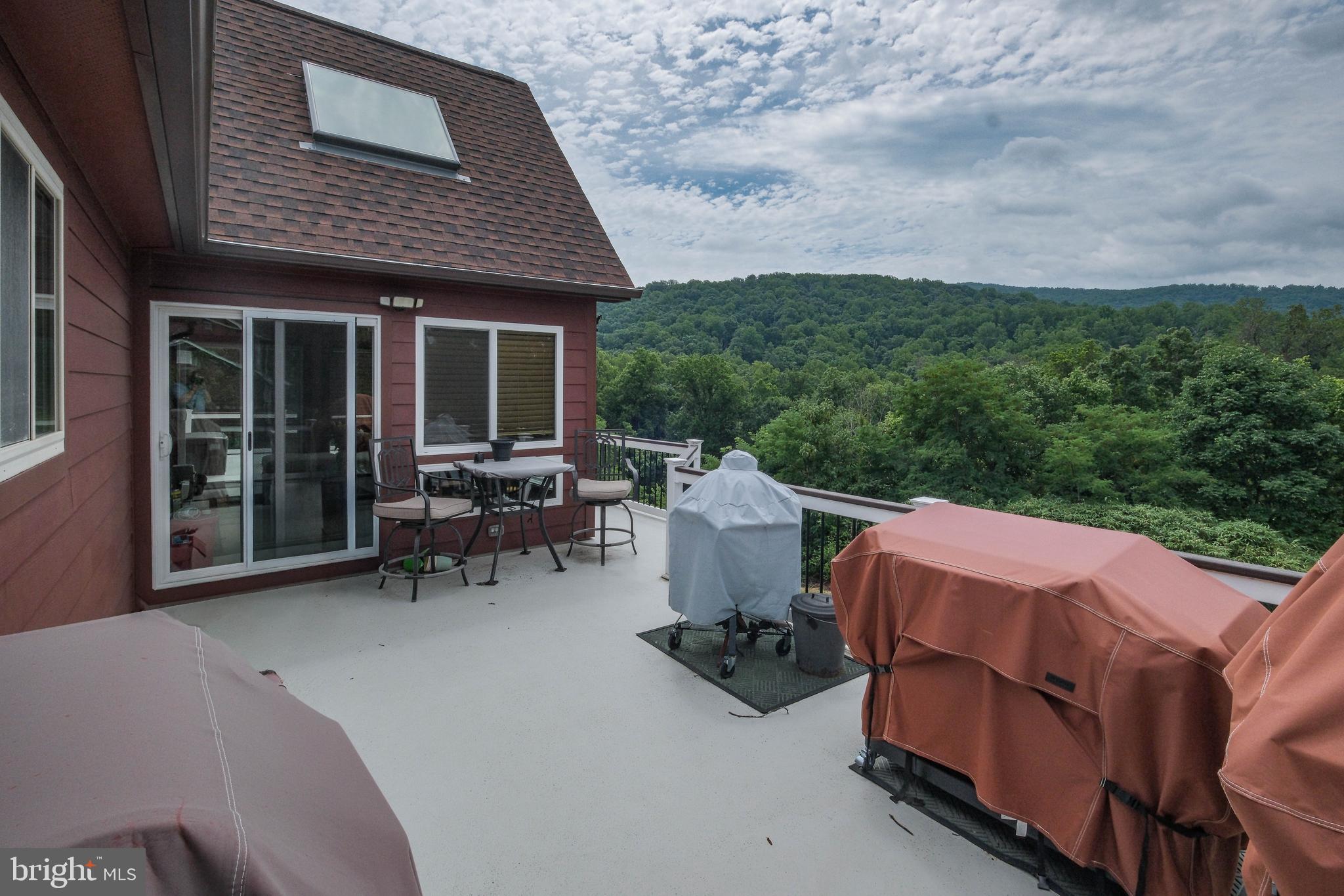 HIGH KNOB - Residential