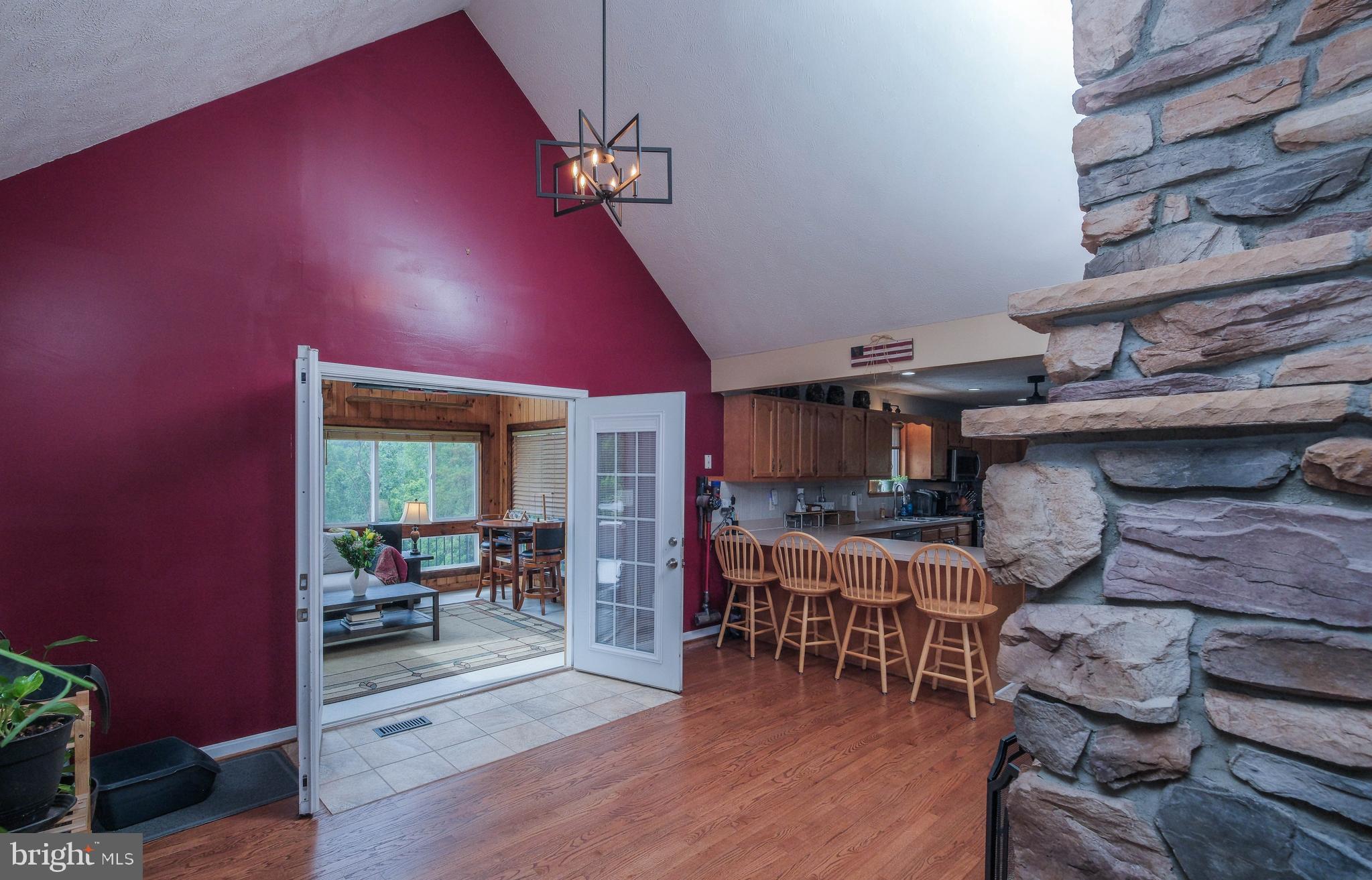 HIGH KNOB - Residential