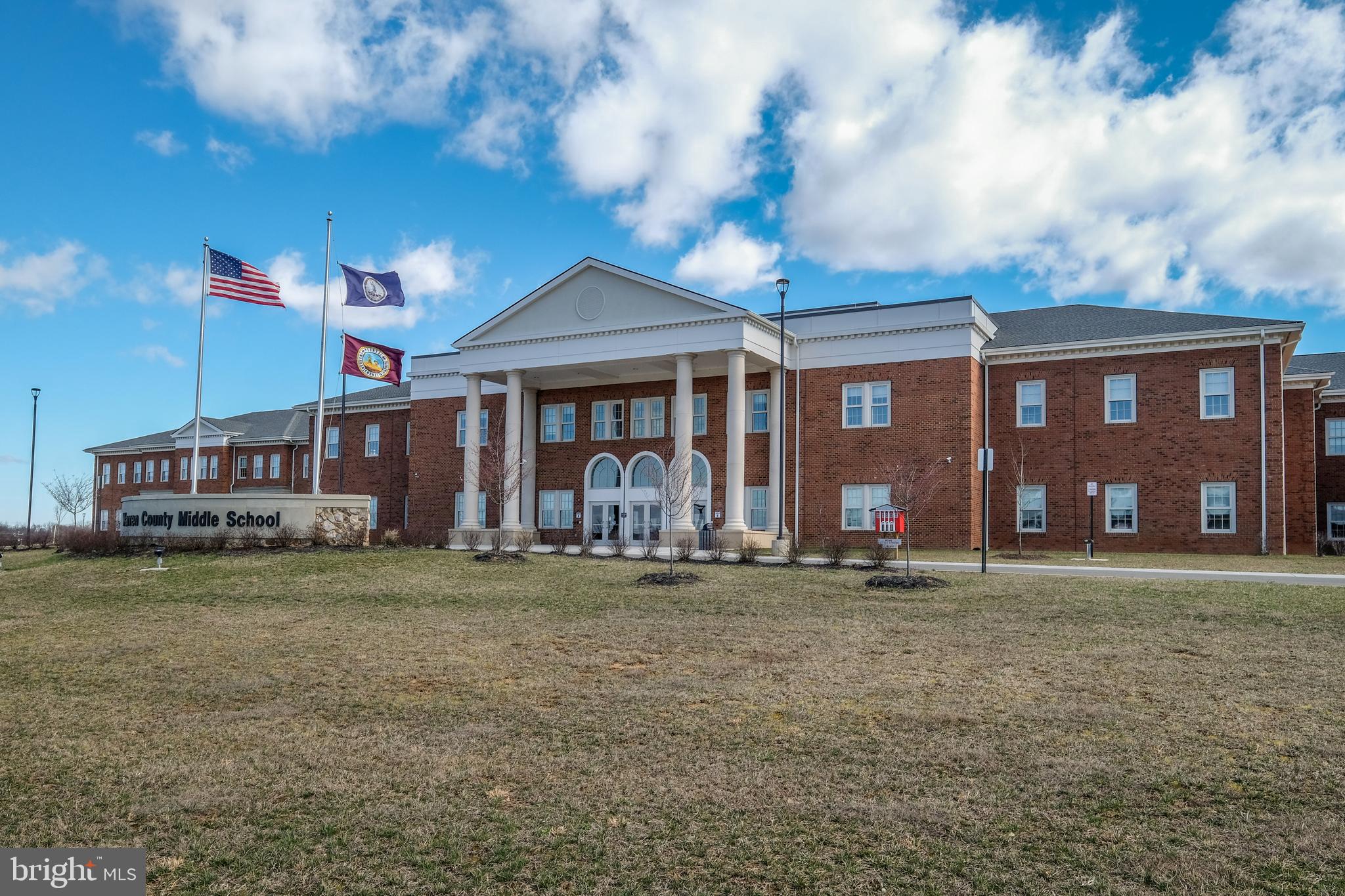 HIGH KNOB - Residential