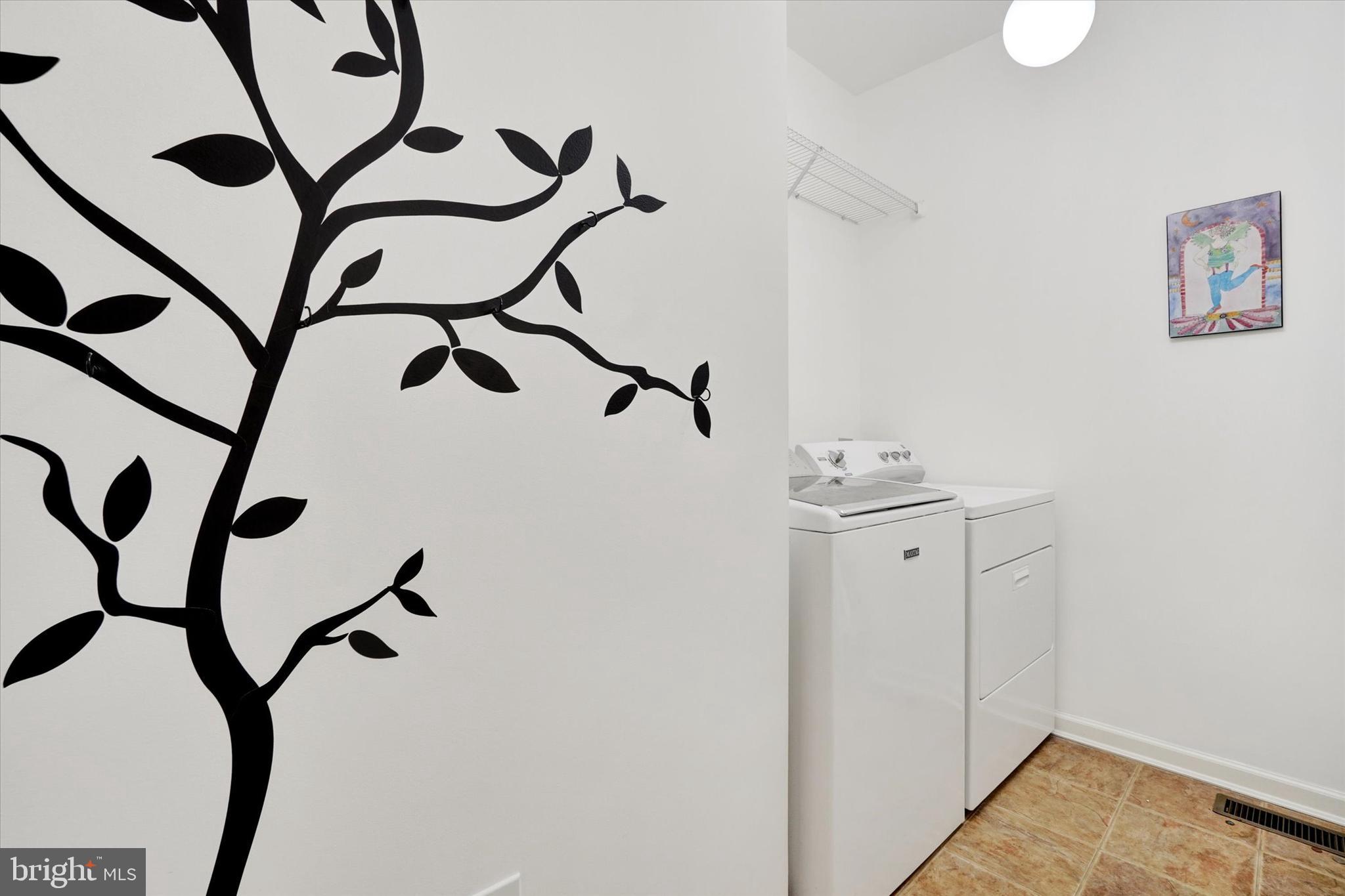 VILLAS AT SHREWSBURY - Residential