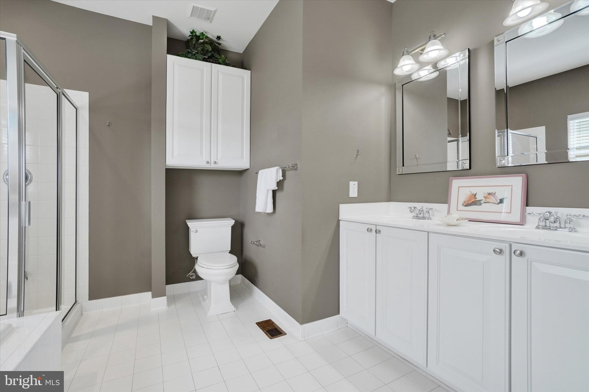 VILLAS AT SHREWSBURY - Residential