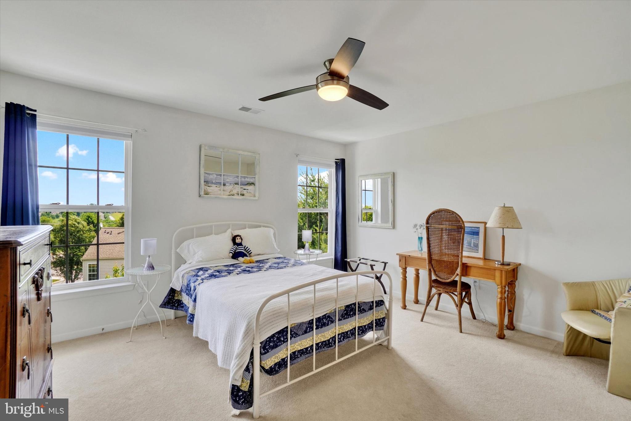 VILLAS AT SHREWSBURY - Residential