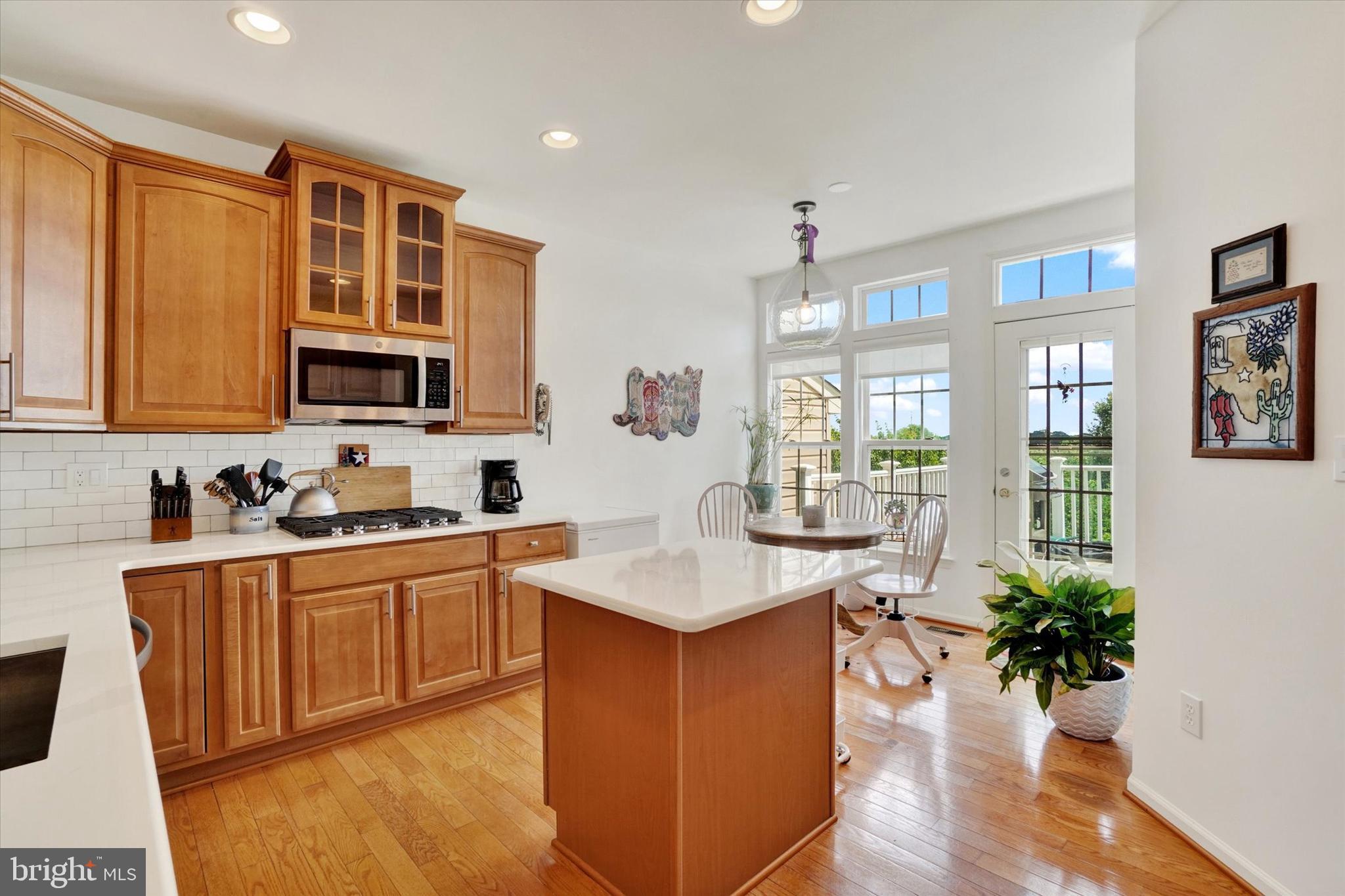 VILLAS AT SHREWSBURY - Residential