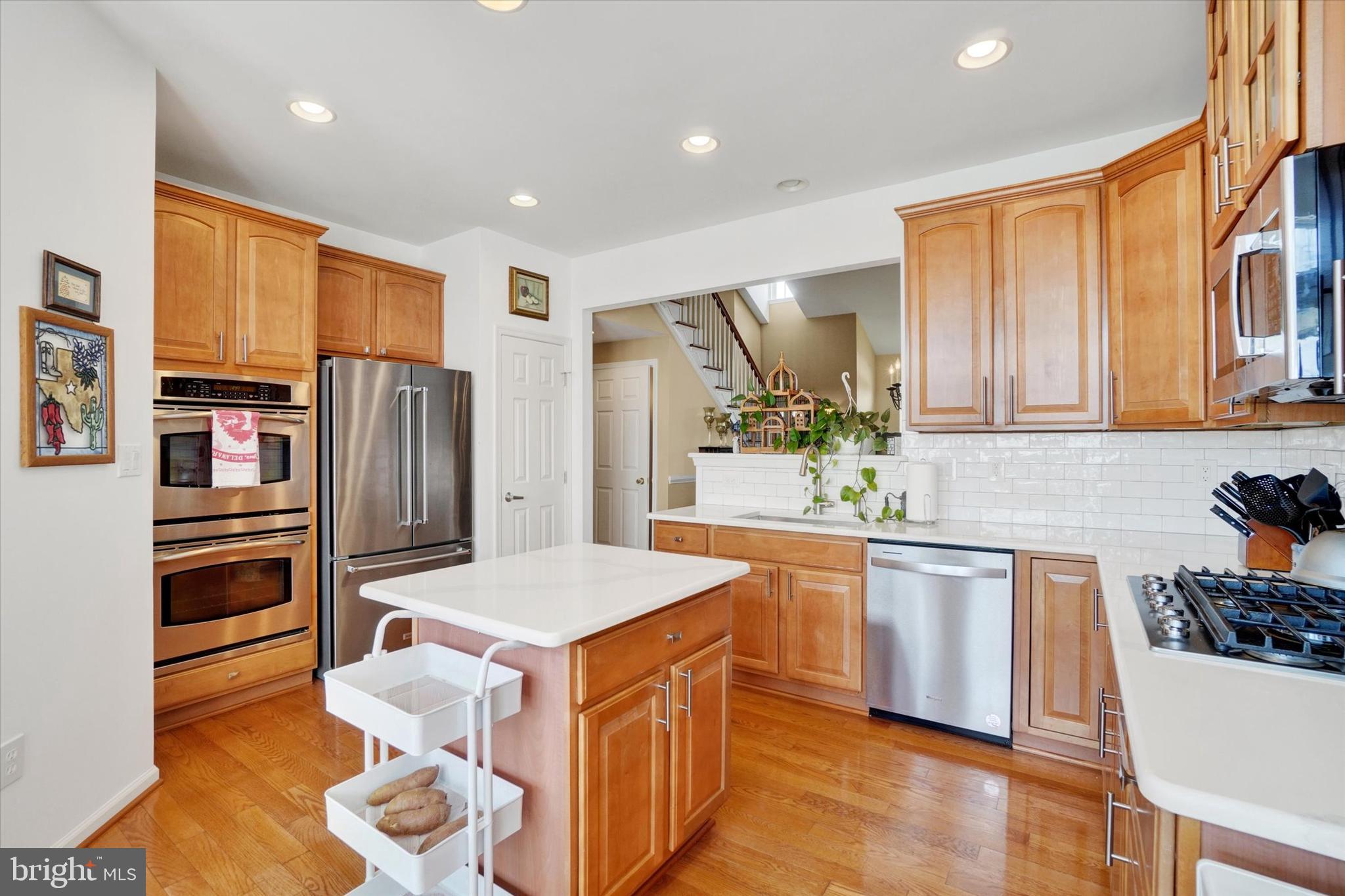 VILLAS AT SHREWSBURY - Residential