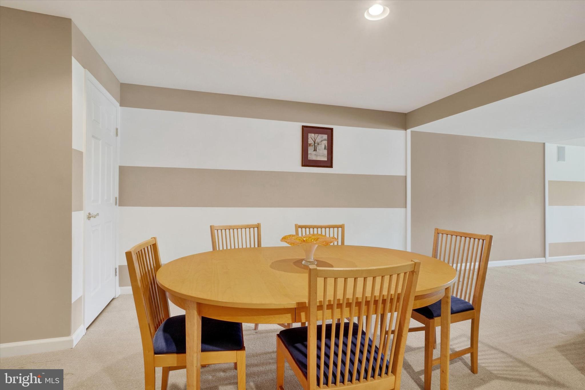 VILLAS AT SHREWSBURY - Residential