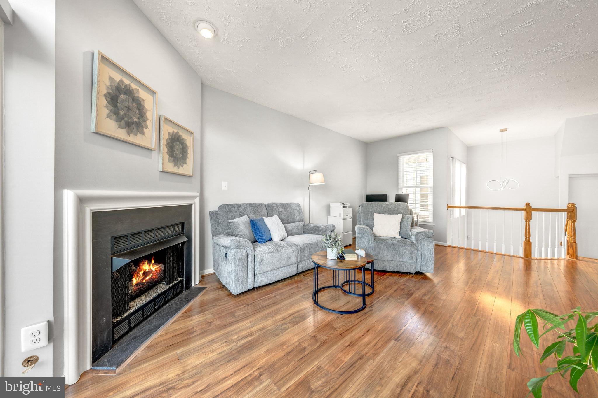 ASHBURN VILLAGE - Residential