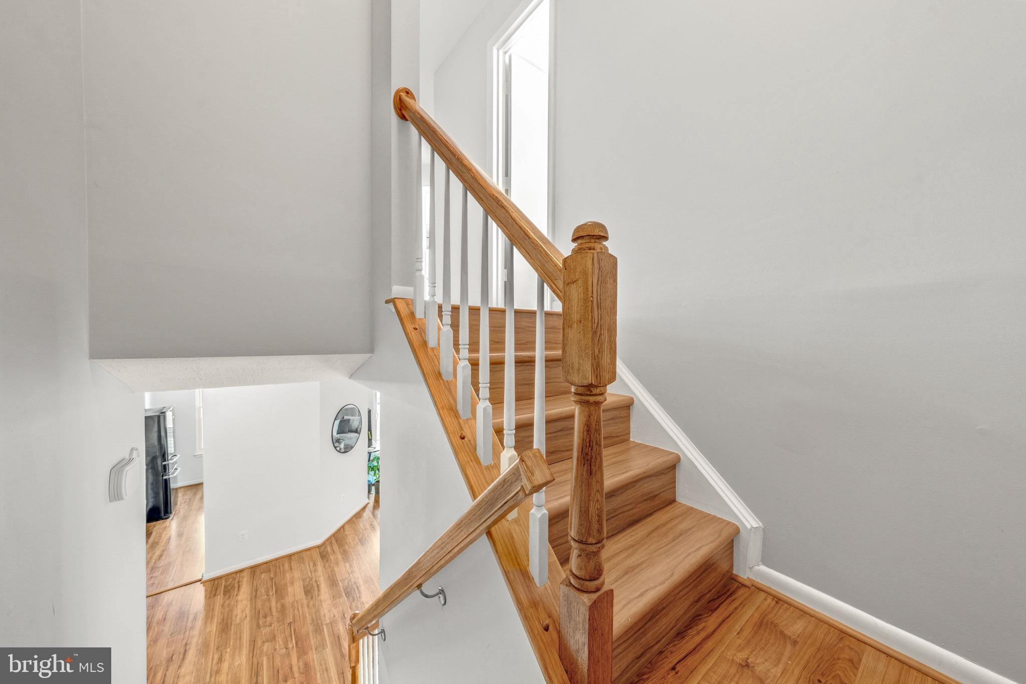 ASHBURN VILLAGE - Residential