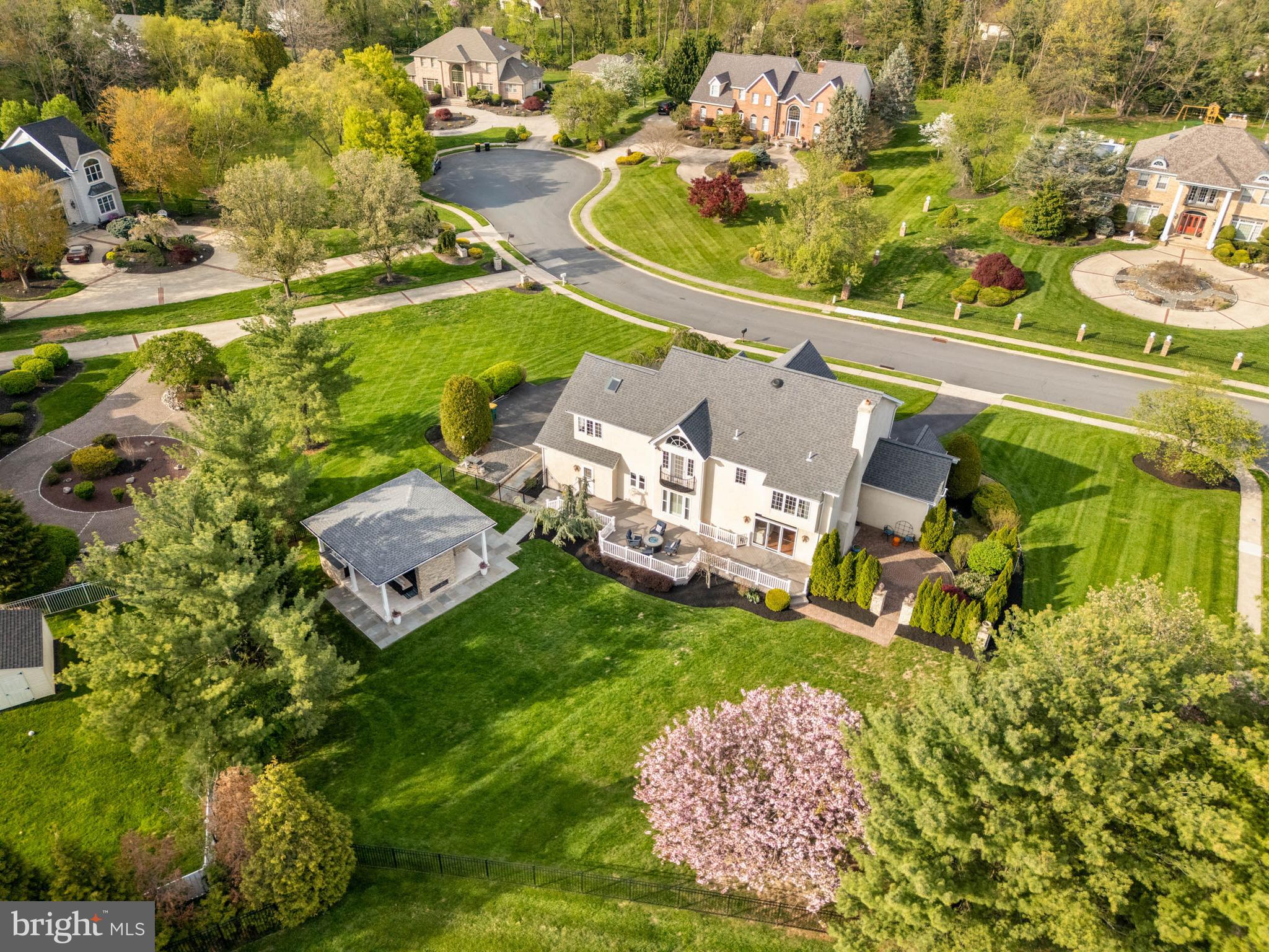 CREEKSIDE AT BLUE BELL - Residential