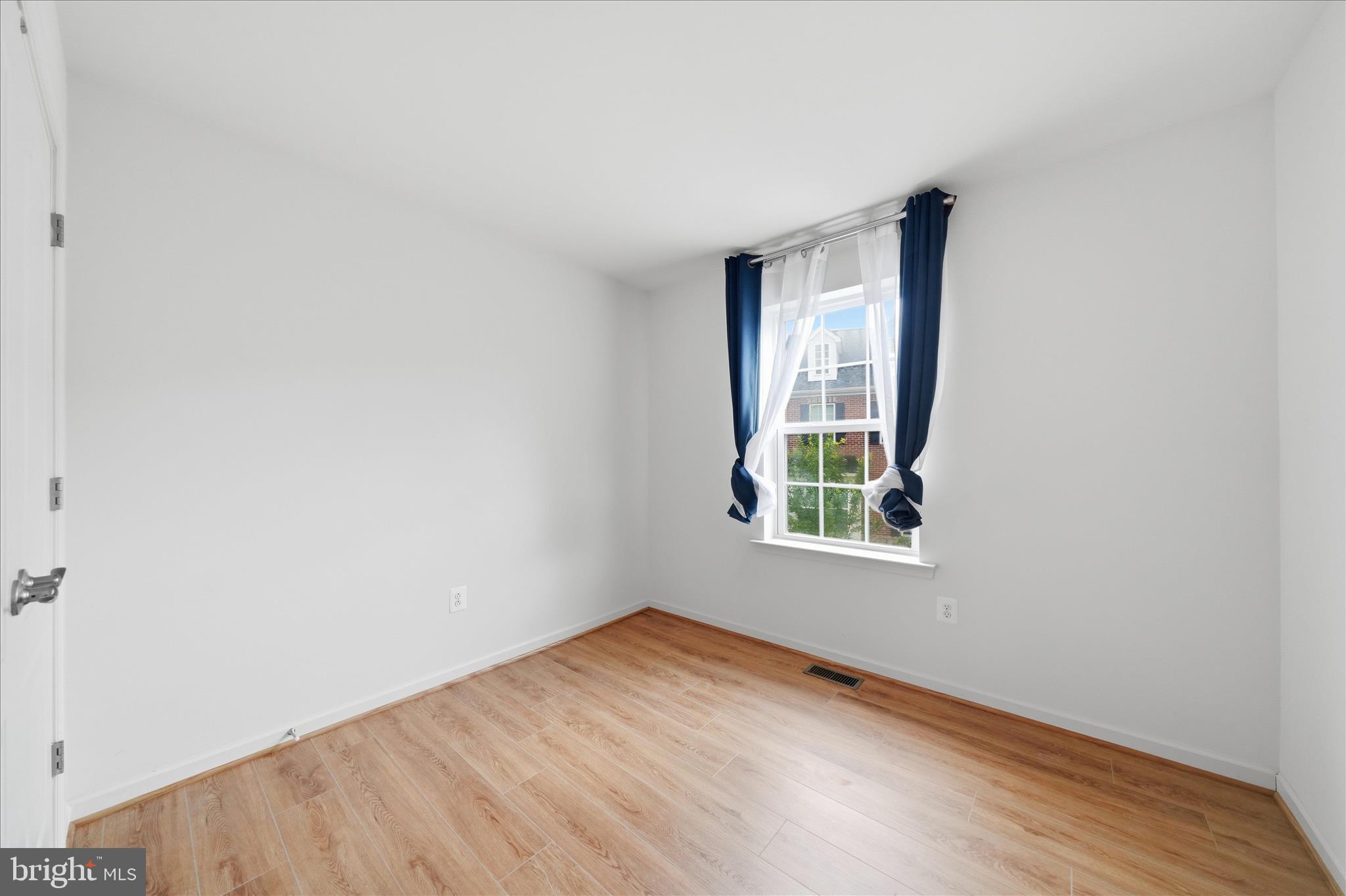 WOODLAKE TOWNS CODM - Residential