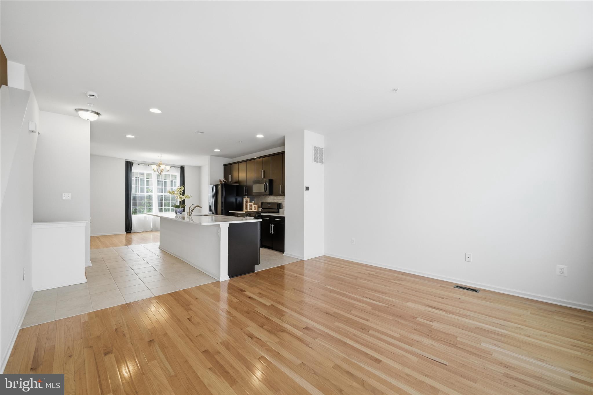 WOODLAKE TOWNS CODM - Residential