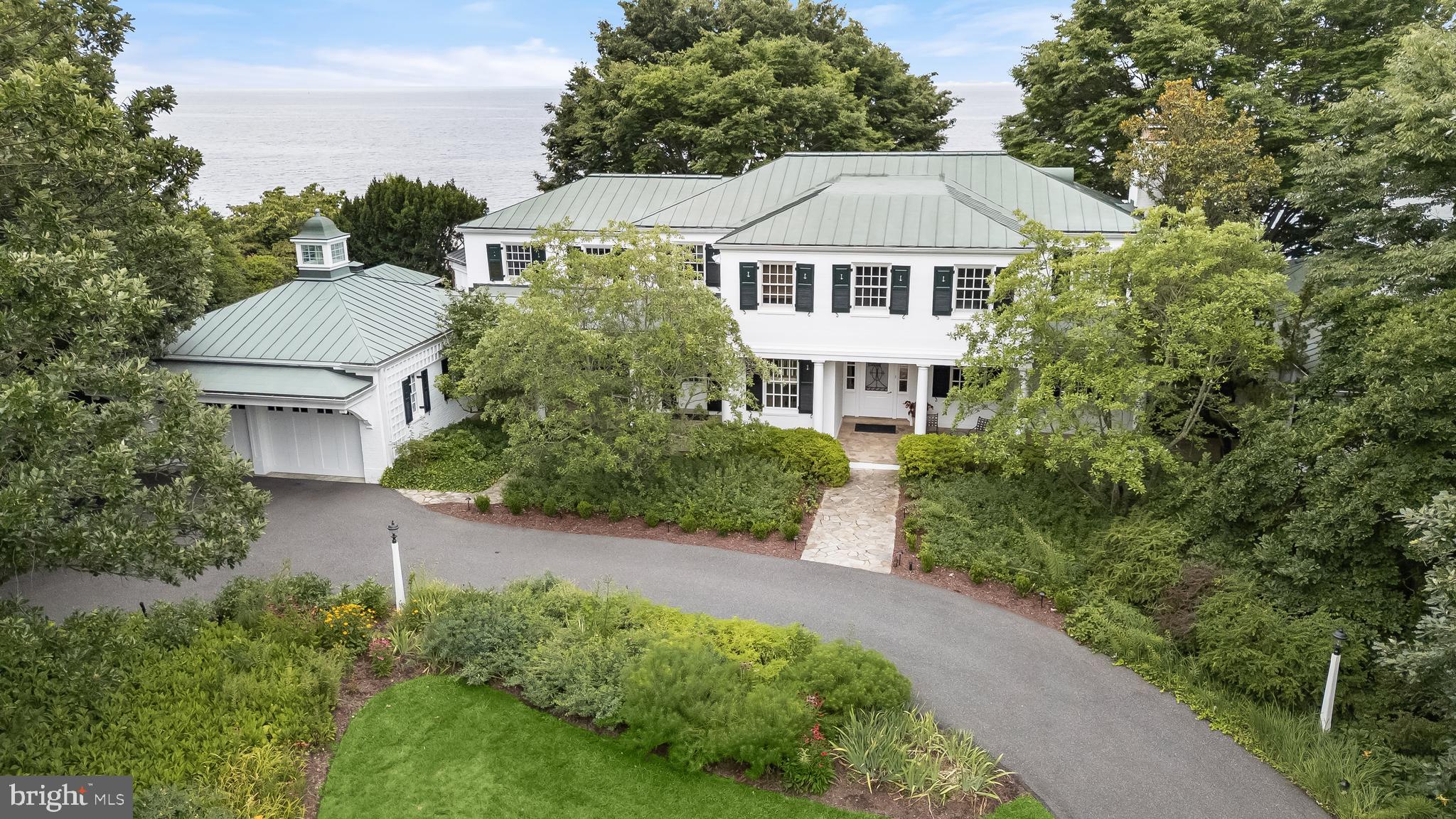 GIBSON ISLAND - Residential