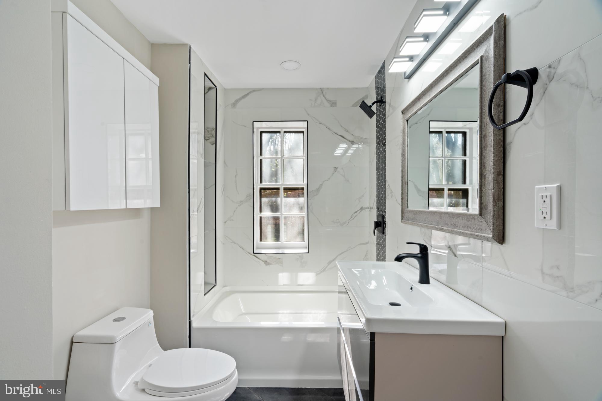 YORKLYNNE MANOR - Residential Lease