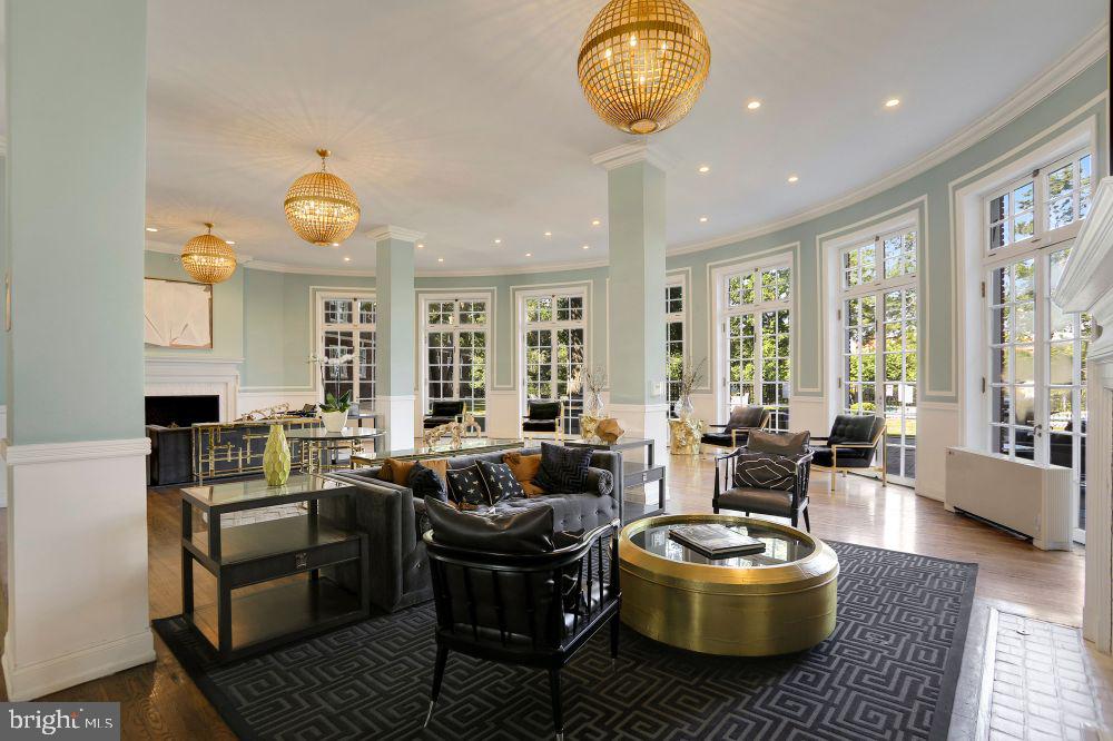 WYNNEWOOD - Residential Lease