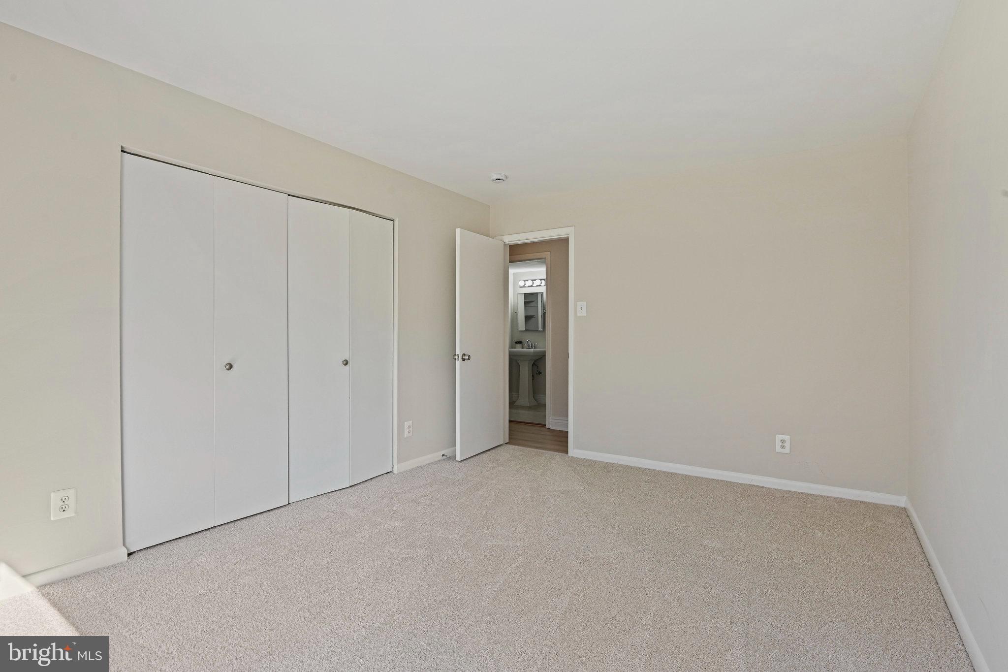 VANTAGE HILL - Residential