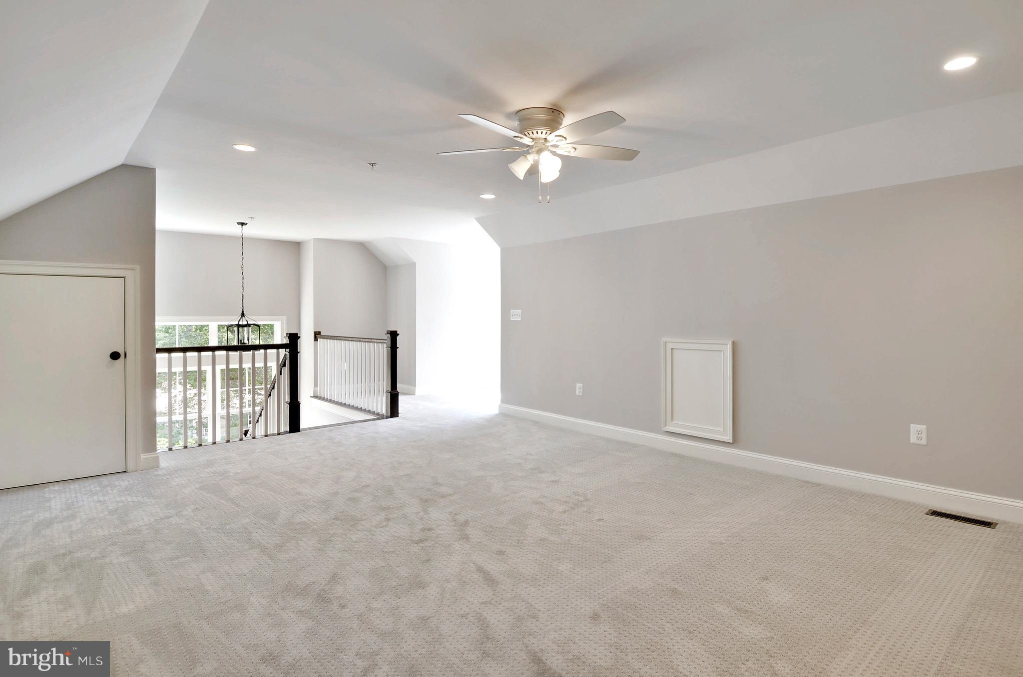 BANNOCKBURN - Residential