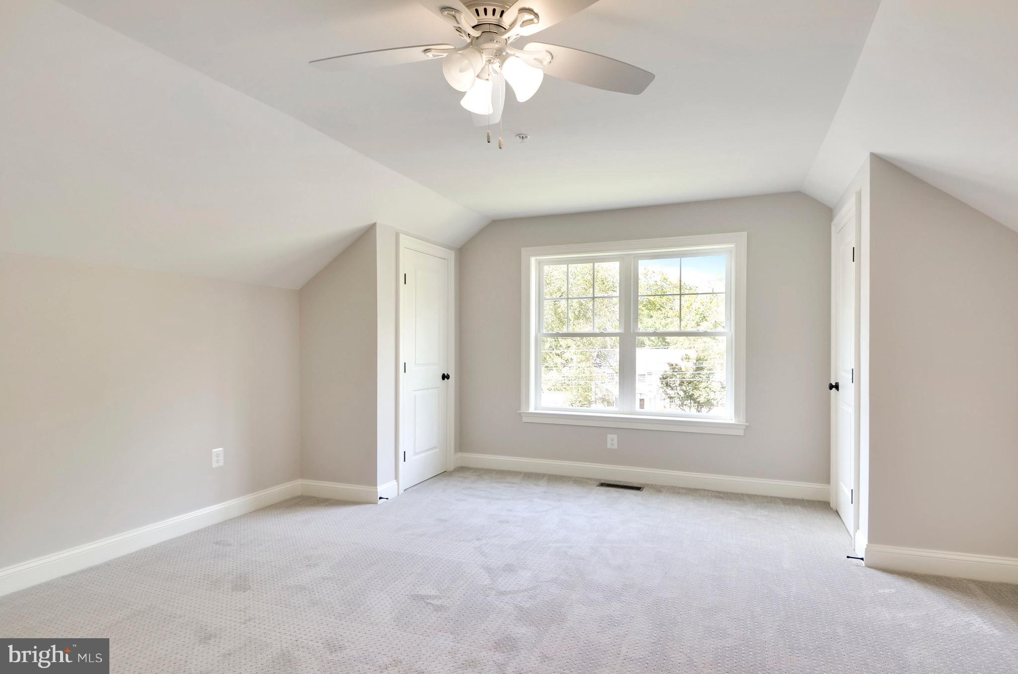 BANNOCKBURN - Residential