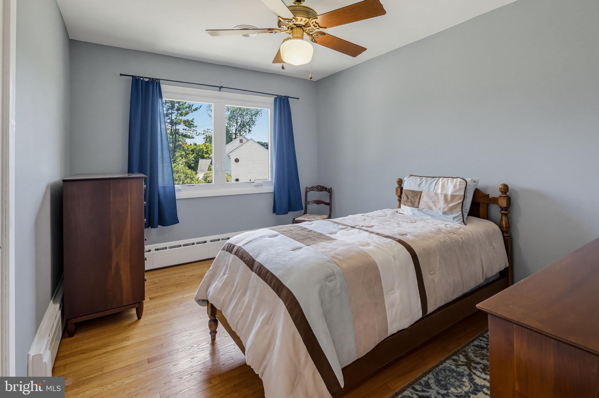 CHESTNUT HILL - Residential