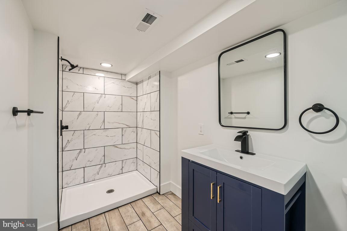 EDMONDSON VIILLAGE - Residential