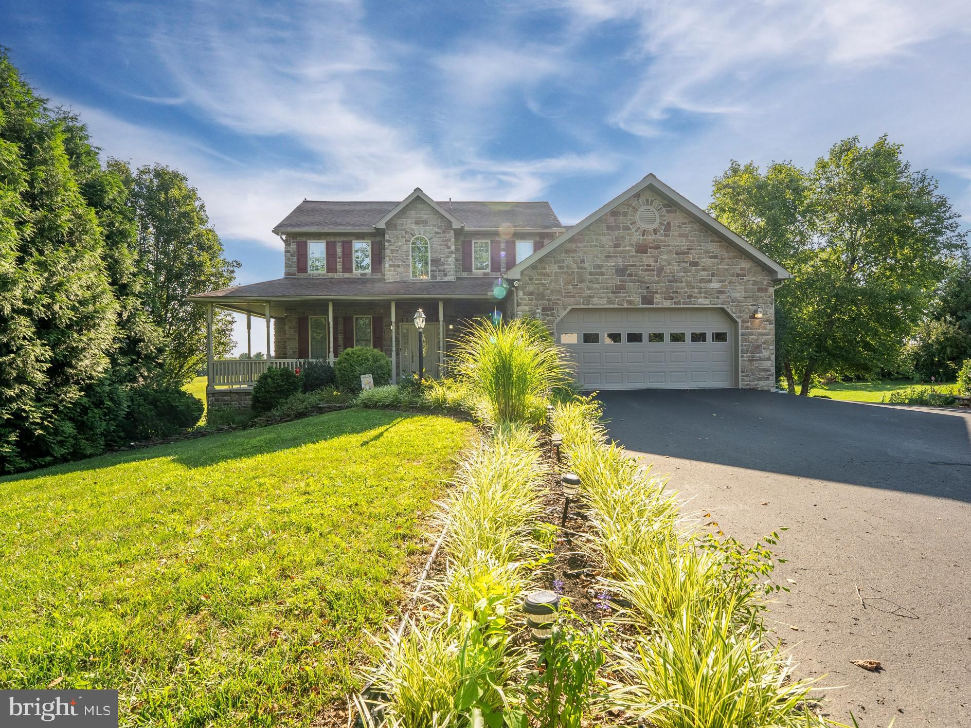 MAJESTIC RIDGE - Residential