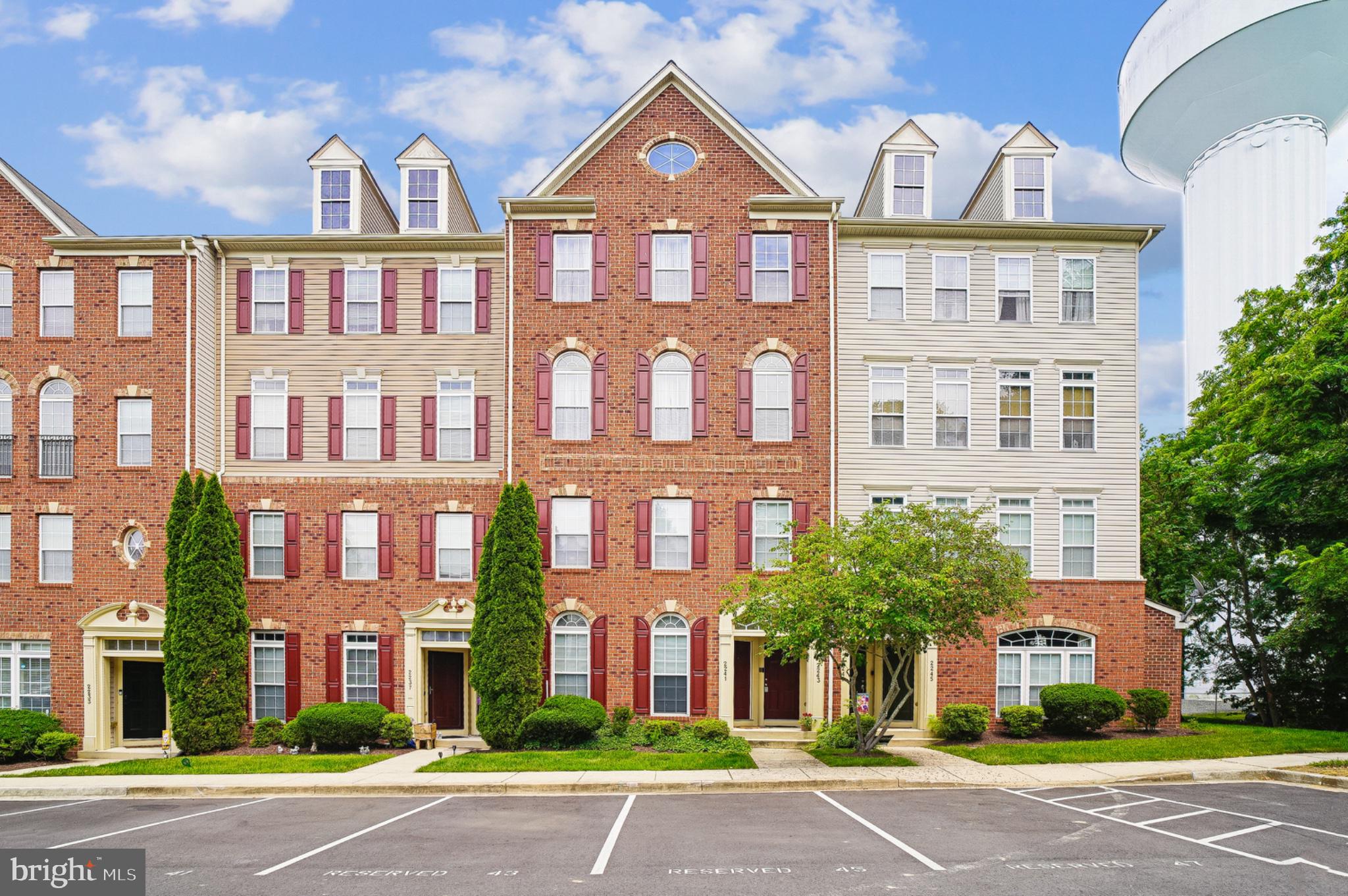 RICHFIELD STATION VILLAGE - Residential