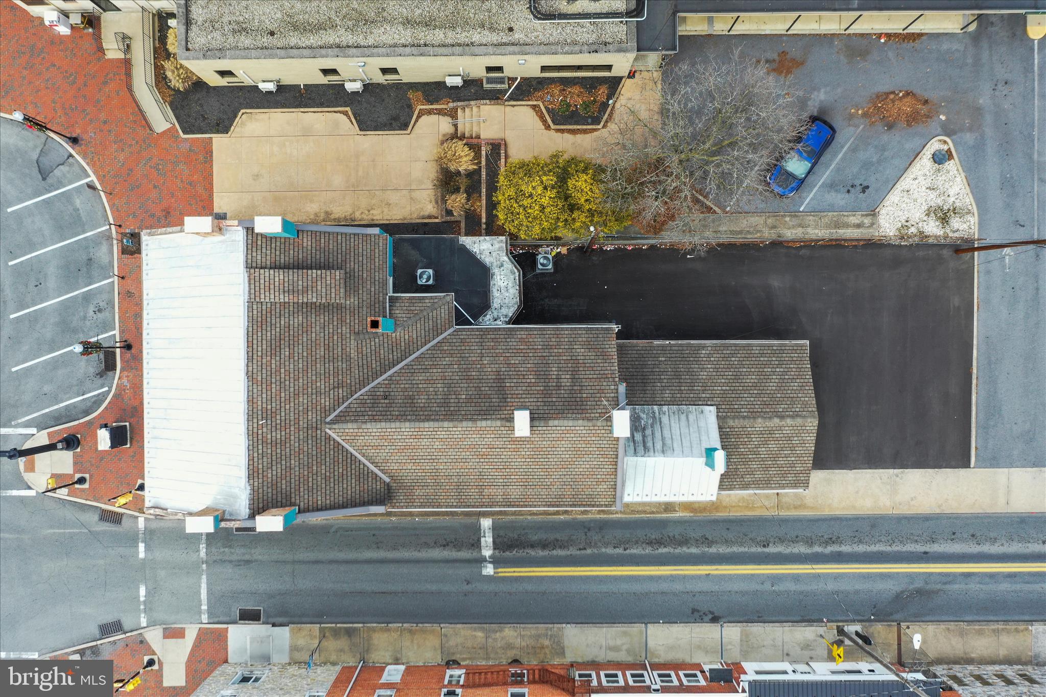 WAYNESBORO BOROUGH - Commercial Sale