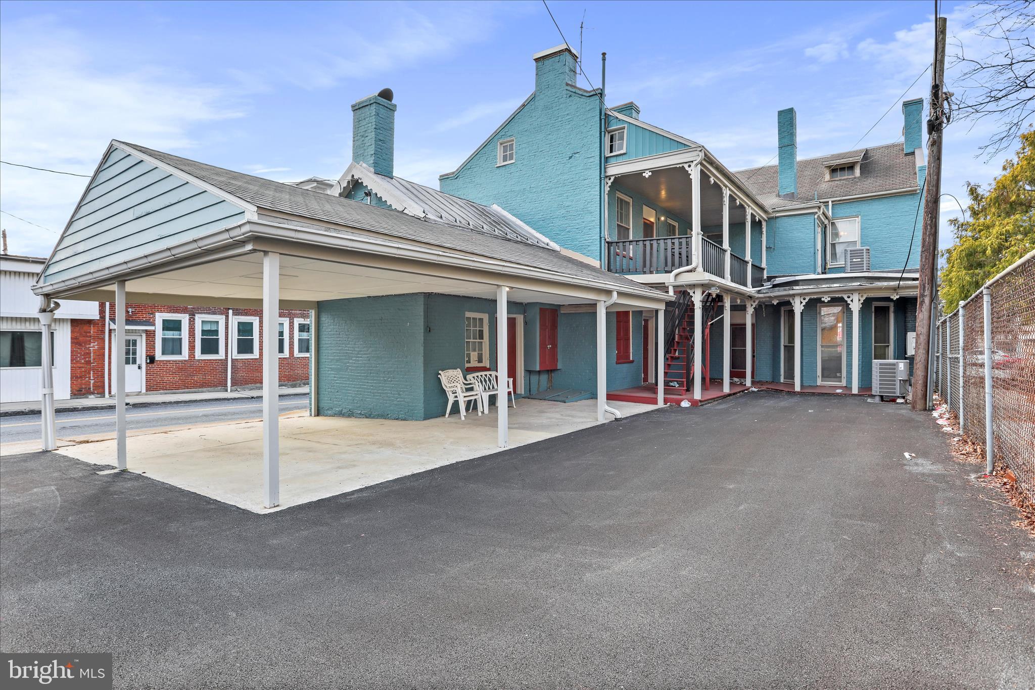 WAYNESBORO BOROUGH - Commercial Sale